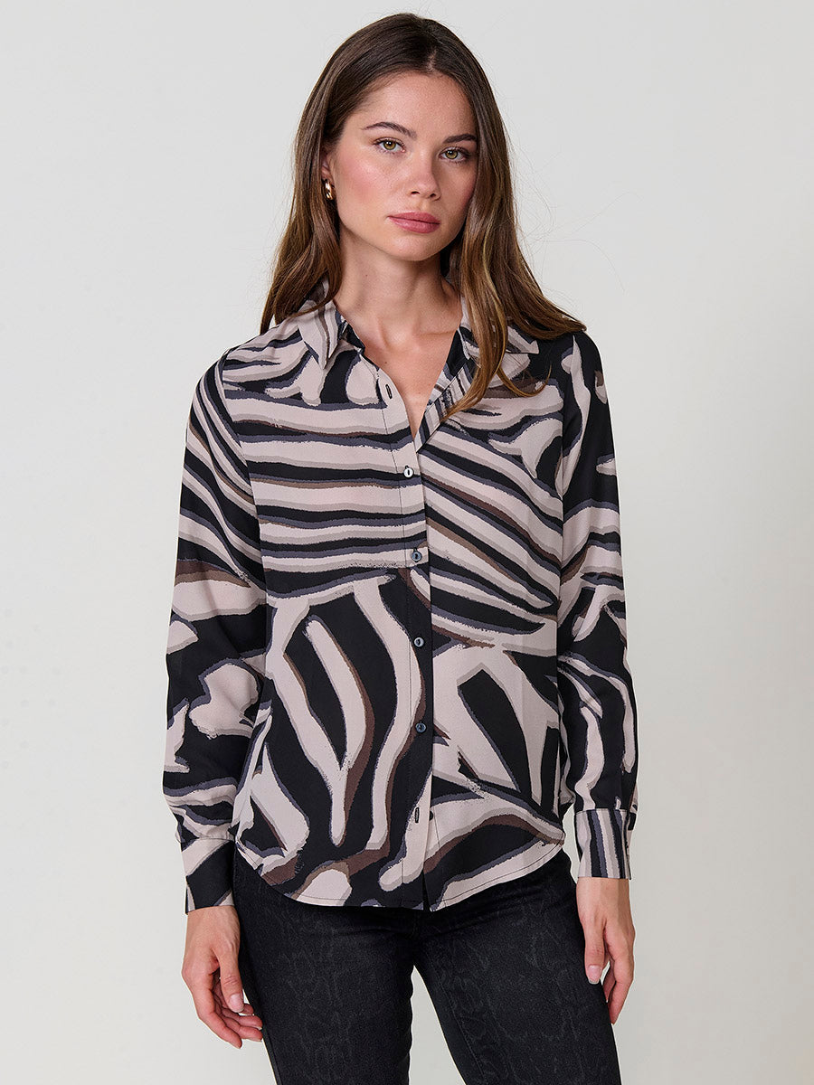 Camisa Mujer Satinada Estampado Animal Cuello Camisero – Koroshi Negro