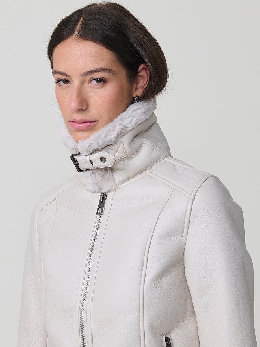 Chaqueta Mujer Doble Faz Efecto Piel con Cuello de Pelo – Koroshi Blanco
