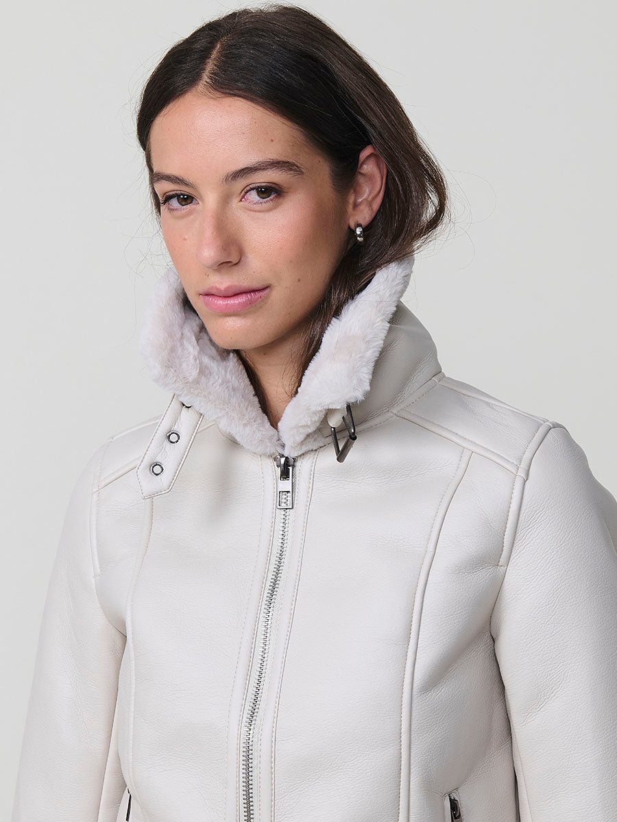 Chaqueta Mujer Doble Faz Efecto Piel con Cuello de Pelo – Koroshi Blanco