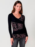 Camiseta Mujer Manga Larga Cuello Pico Floral – Koroshi Negro