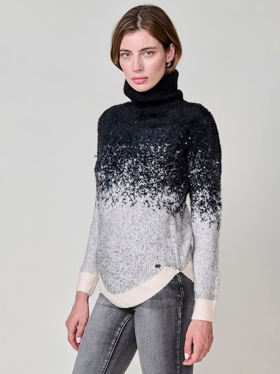 Jersey mujer de punto con pelo, cuello alto y dibujo jacquard