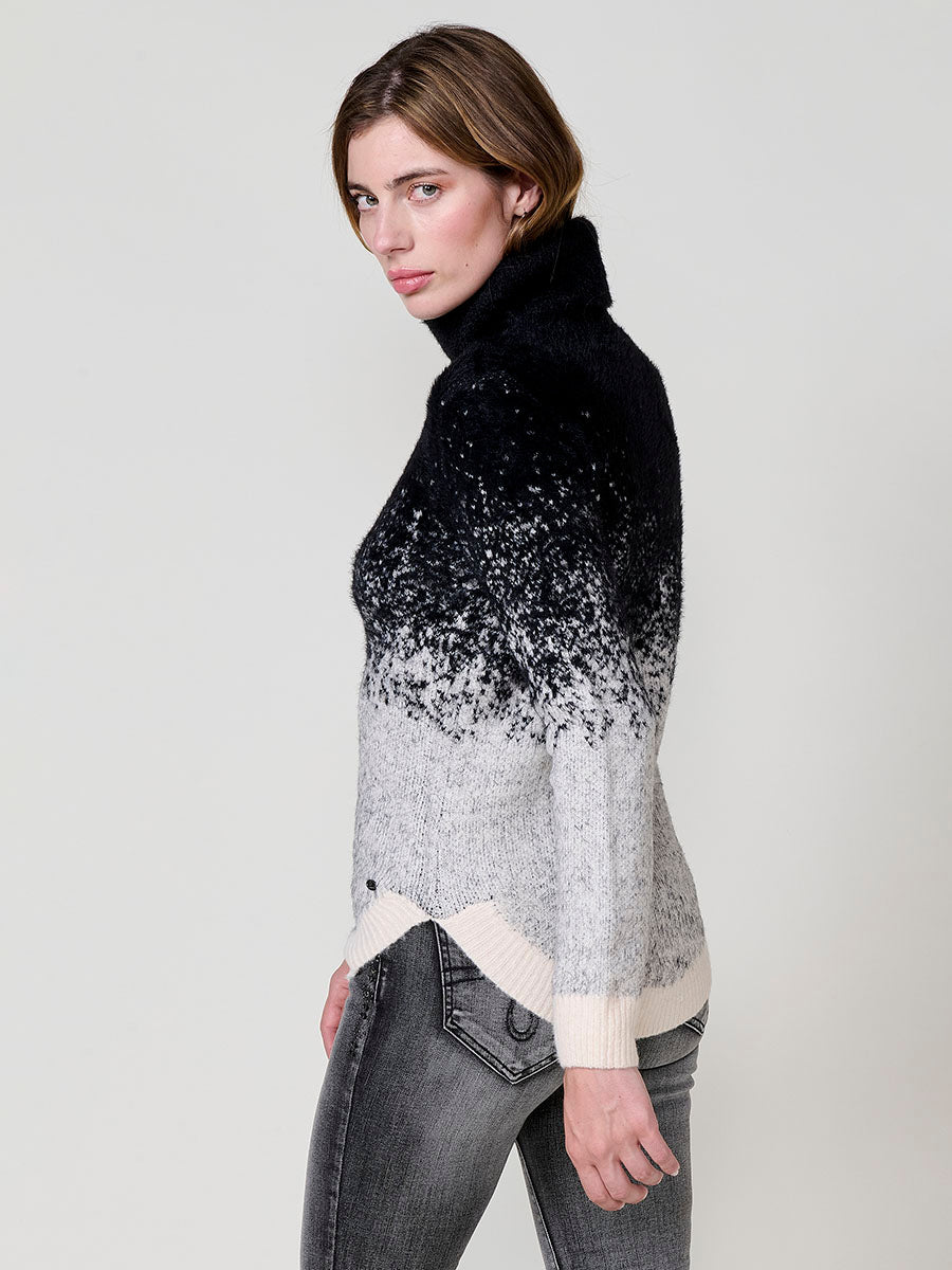 Jersey mujer de punto con pelo, cuello alto y dibujo jacquard