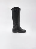 Calzado mujer tipo bota plana caña alta efecto piel, estilo montar, hebilla decorativa, cremallera interior y forro efecto pelo.