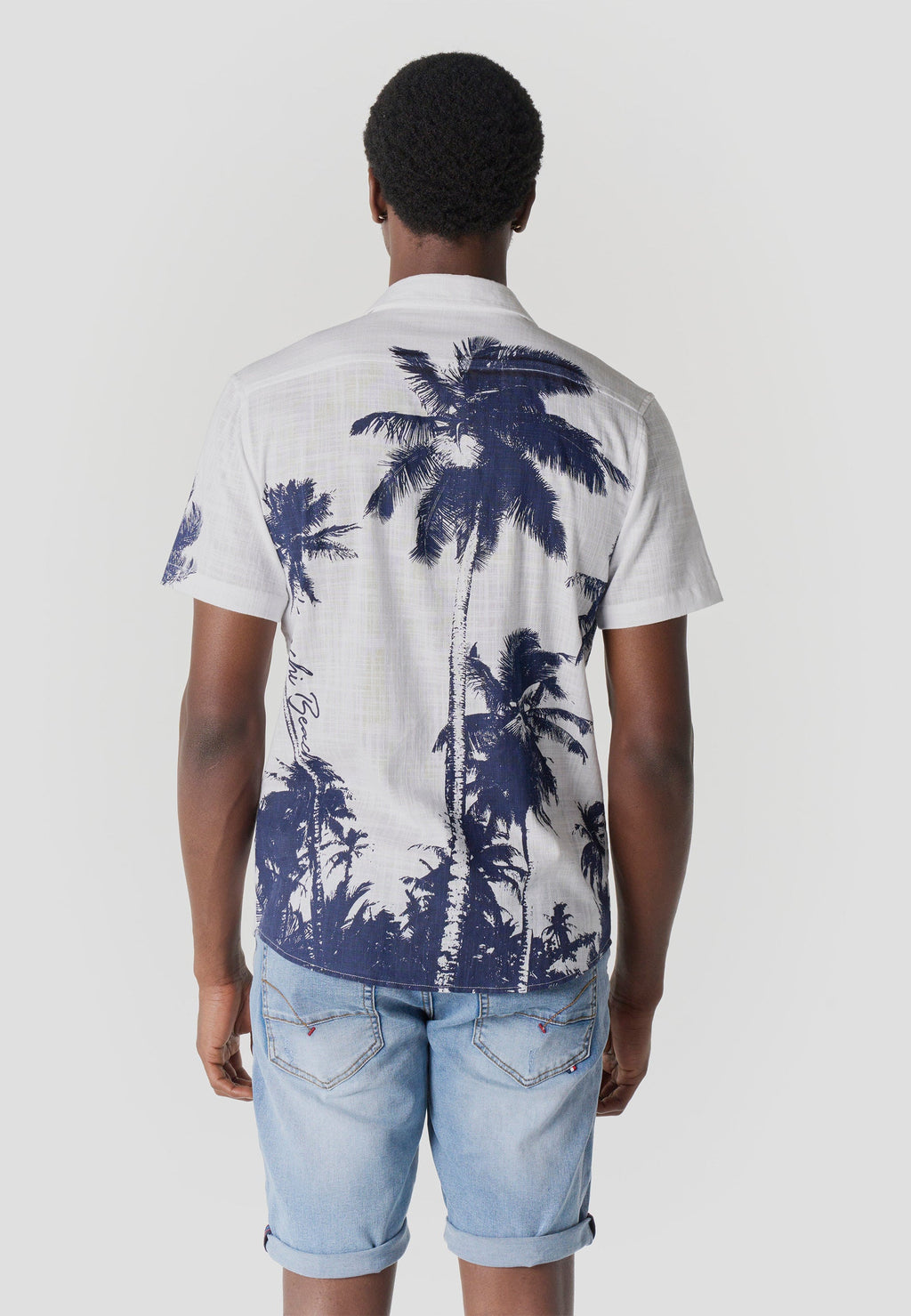 Camisa Hombre Manga Corta Algodón Estampado Tropical Palmeras – Koroshi Blanca