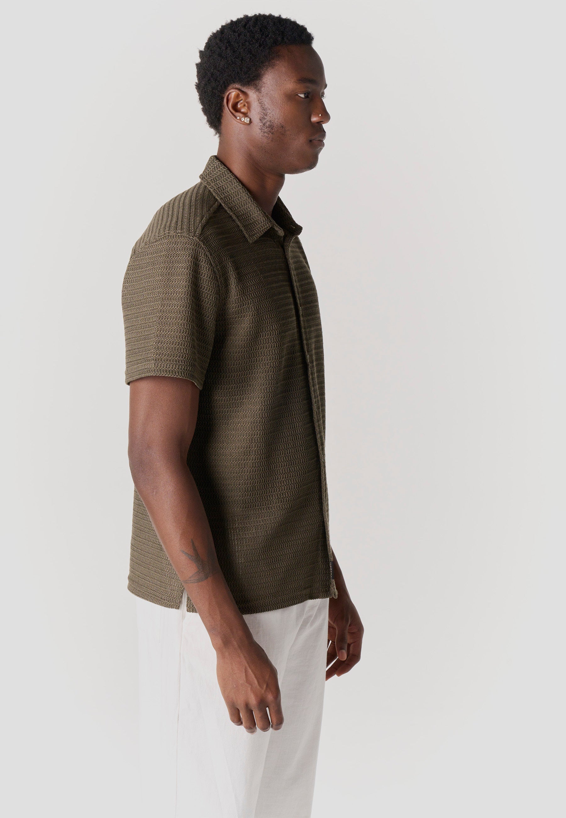 Camisa Hombre Manga Corta Casual Relaxed Algodón – Koroshi 2611CC19
