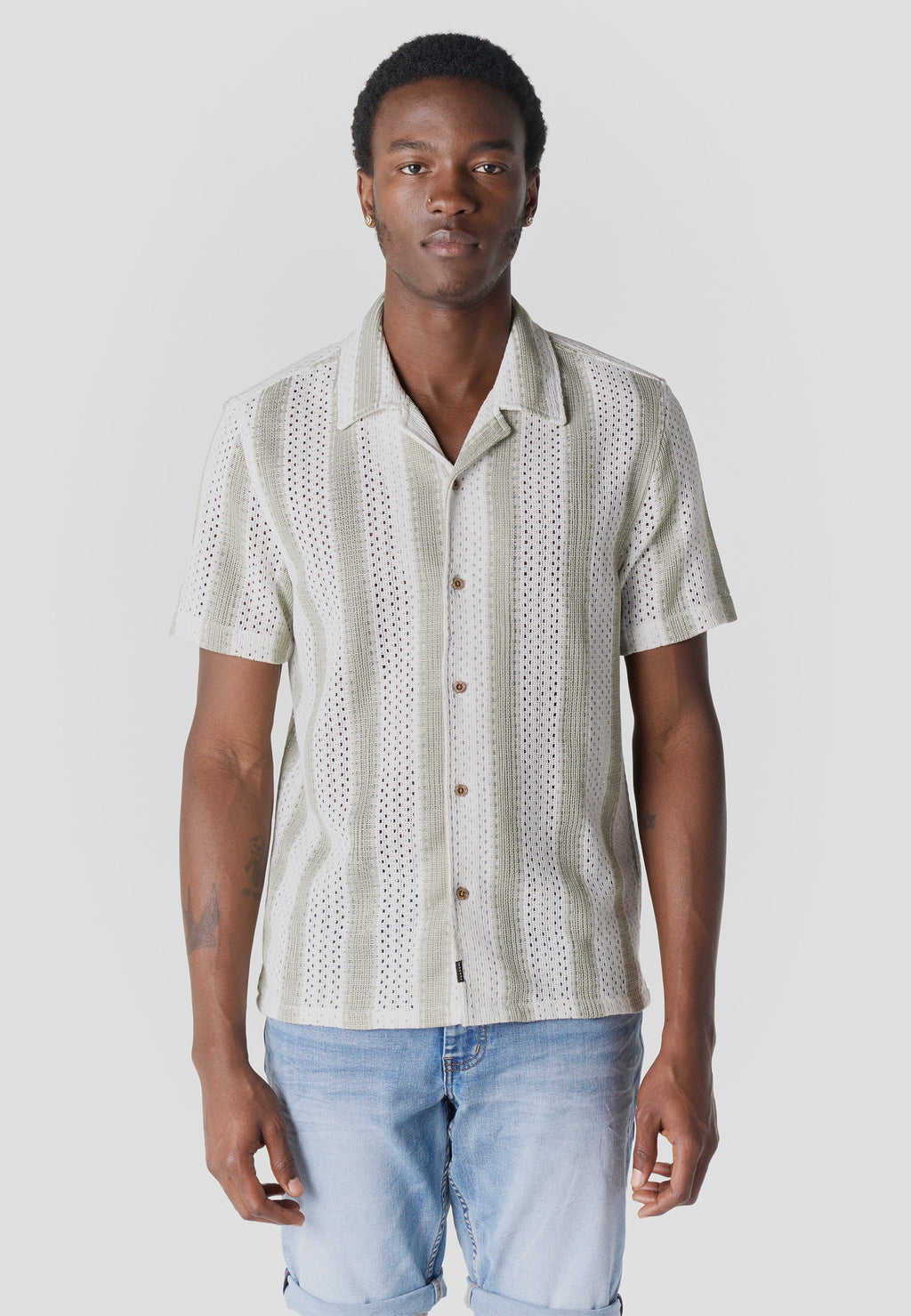 Camisa Hombre Manga Corta Rayas Cuello Cubano Kaki – Koroshi 2611CC20
