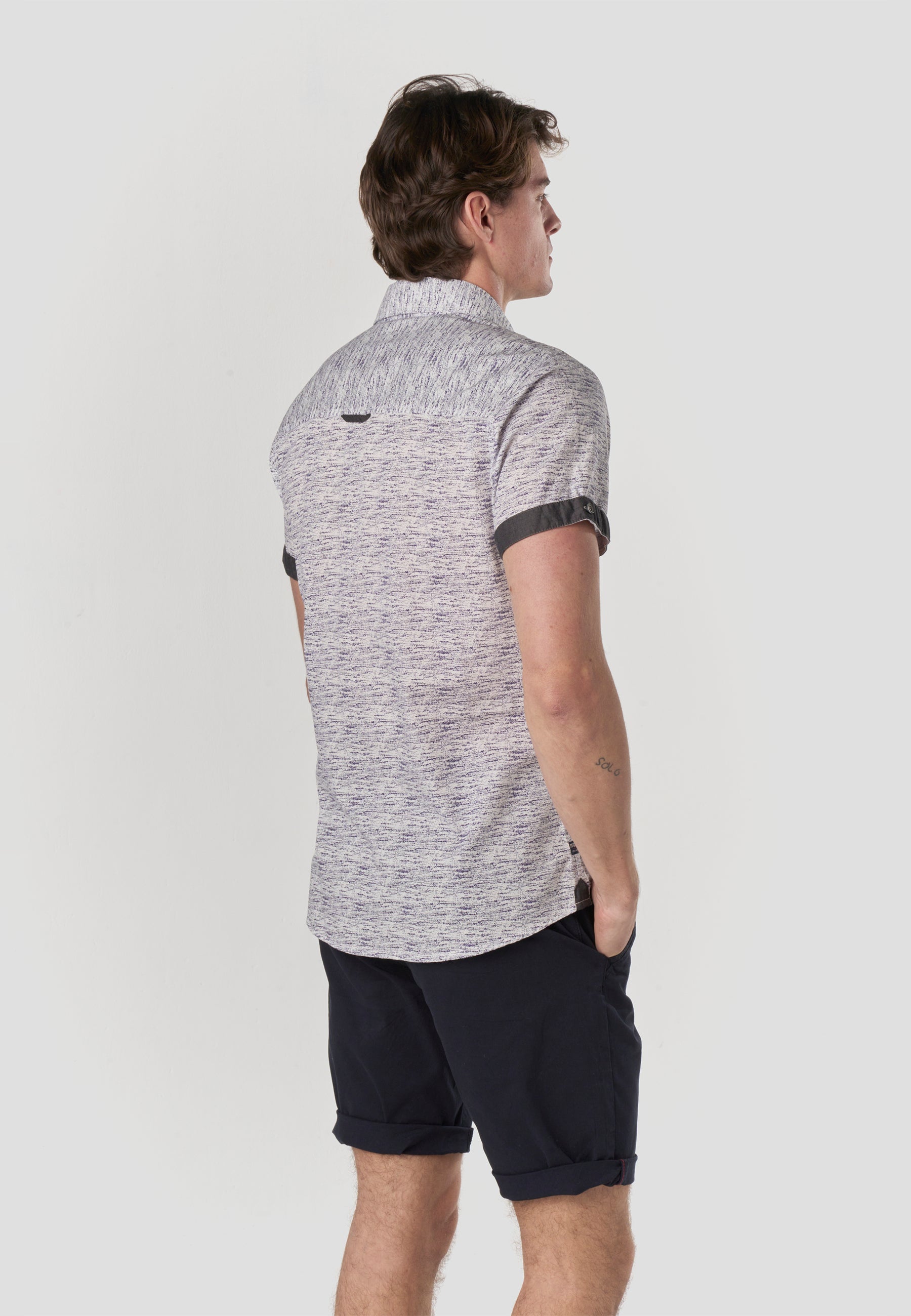 Camisa Hombre Manga Corta Popelín Algodón Bolsillo – Koroshi 2611CC31