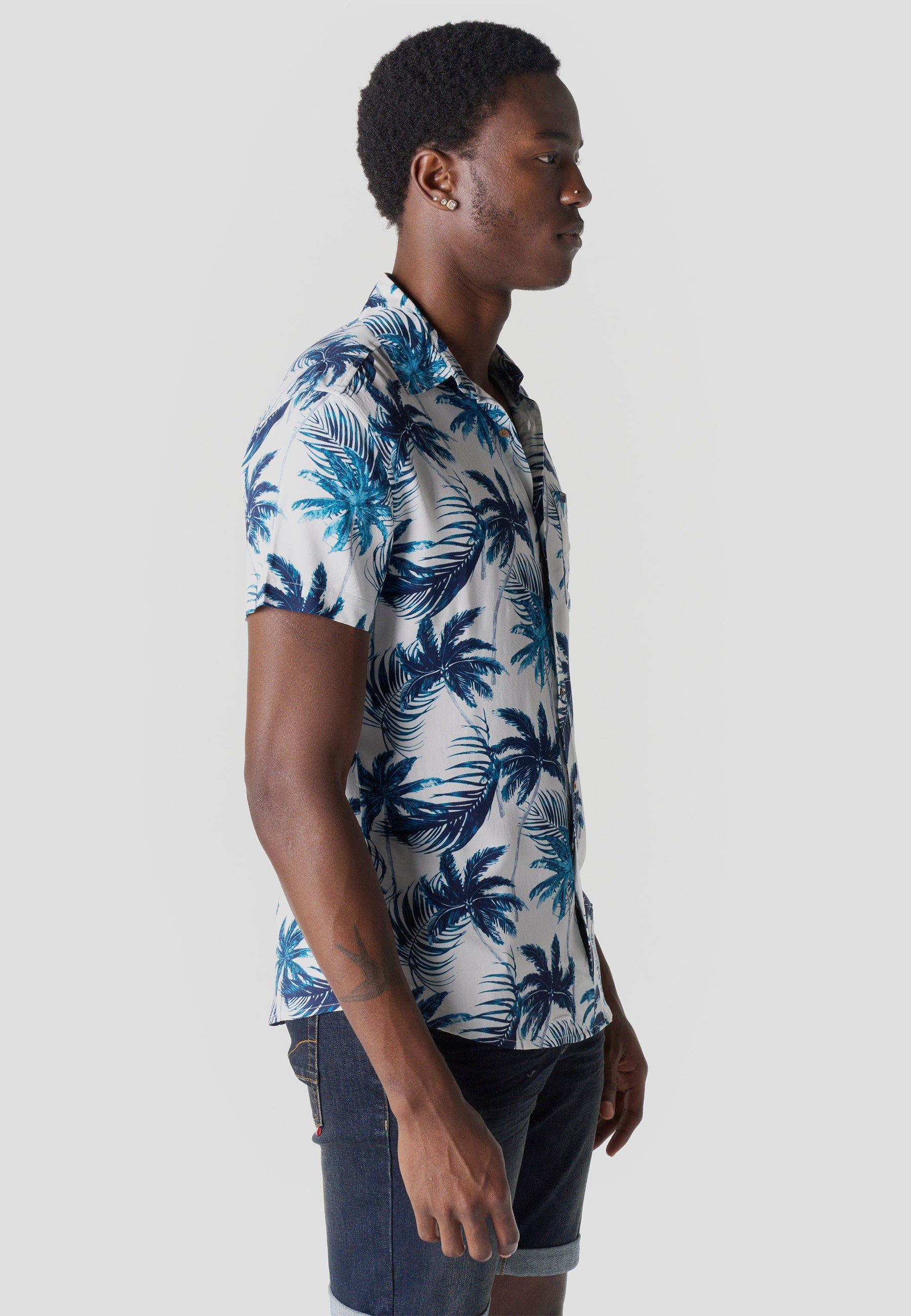 Camisa Hombre Manga Corta Estampado Tropical Viscosa – Koroshi 2611CC36