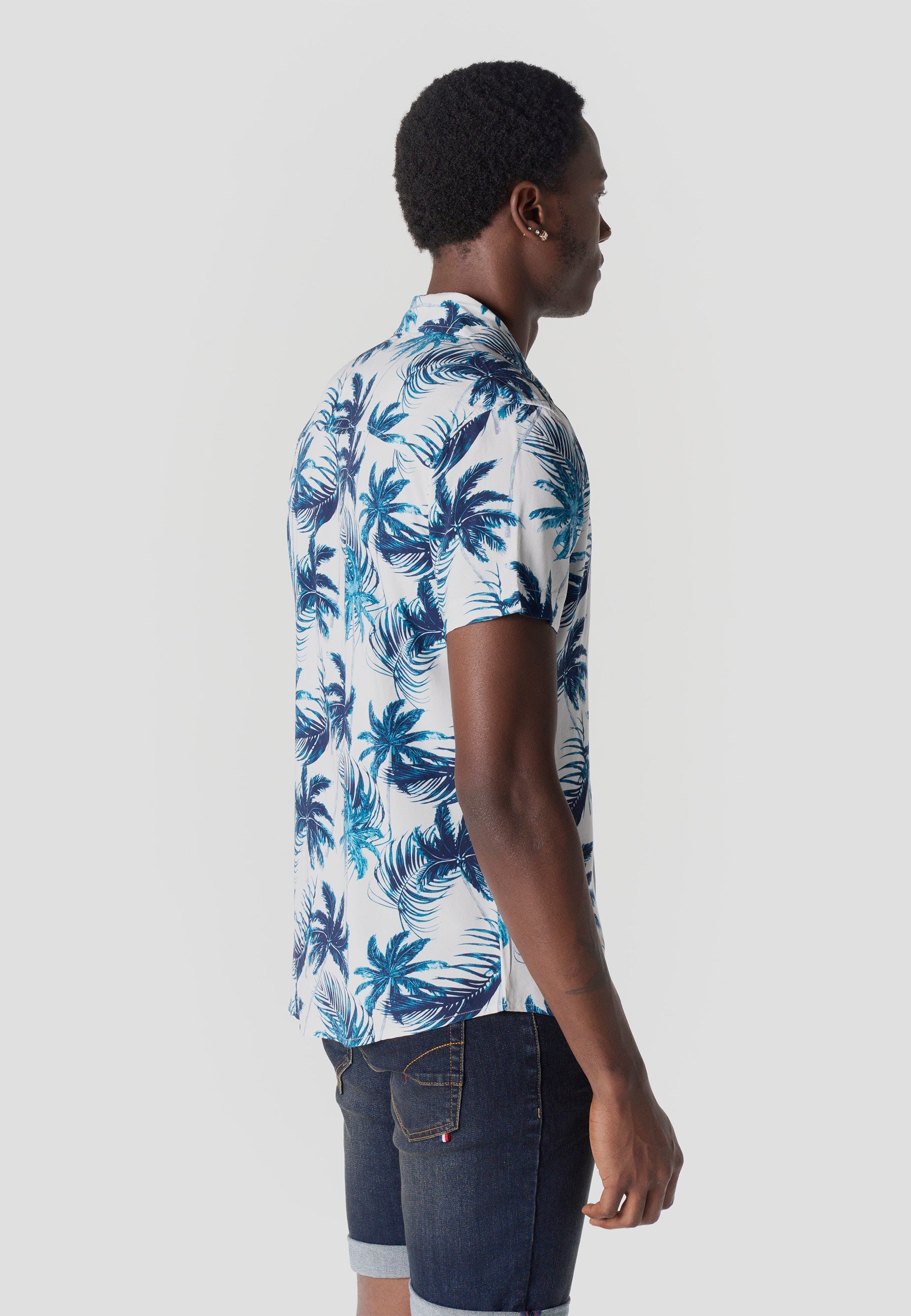 Camisa Hombre Manga Corta Estampado Tropical Viscosa – Koroshi 2611CC36