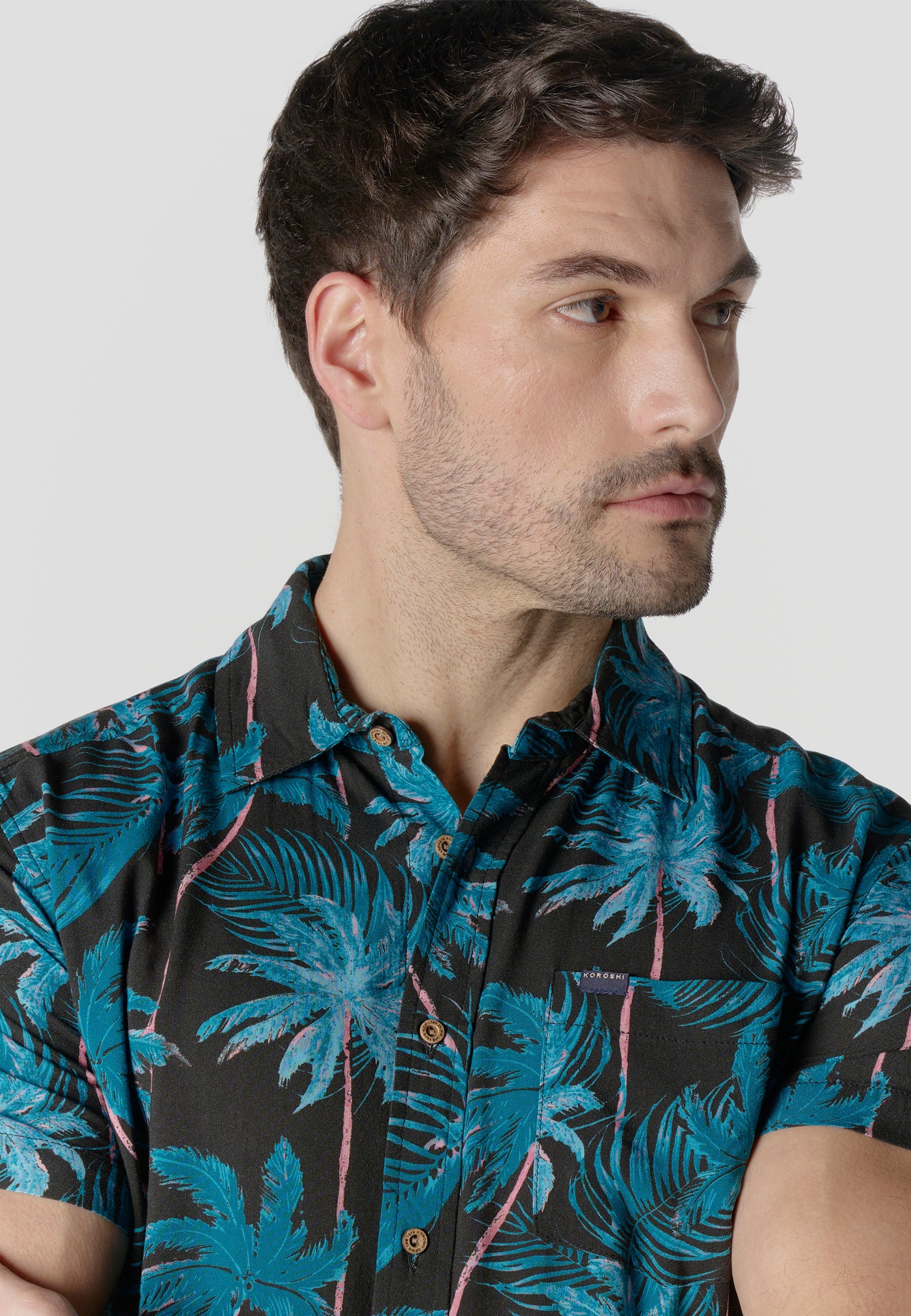 Camisa Hombre Manga Corta Estampado Tropical Viscosa – Koroshi 2611CC36