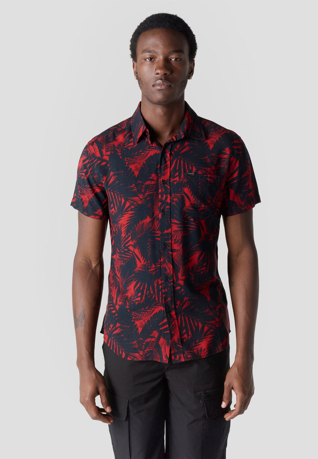 Camisa Hombre Manga Corta Estampado Tropical Viscosa – Koroshi 2611CC36
