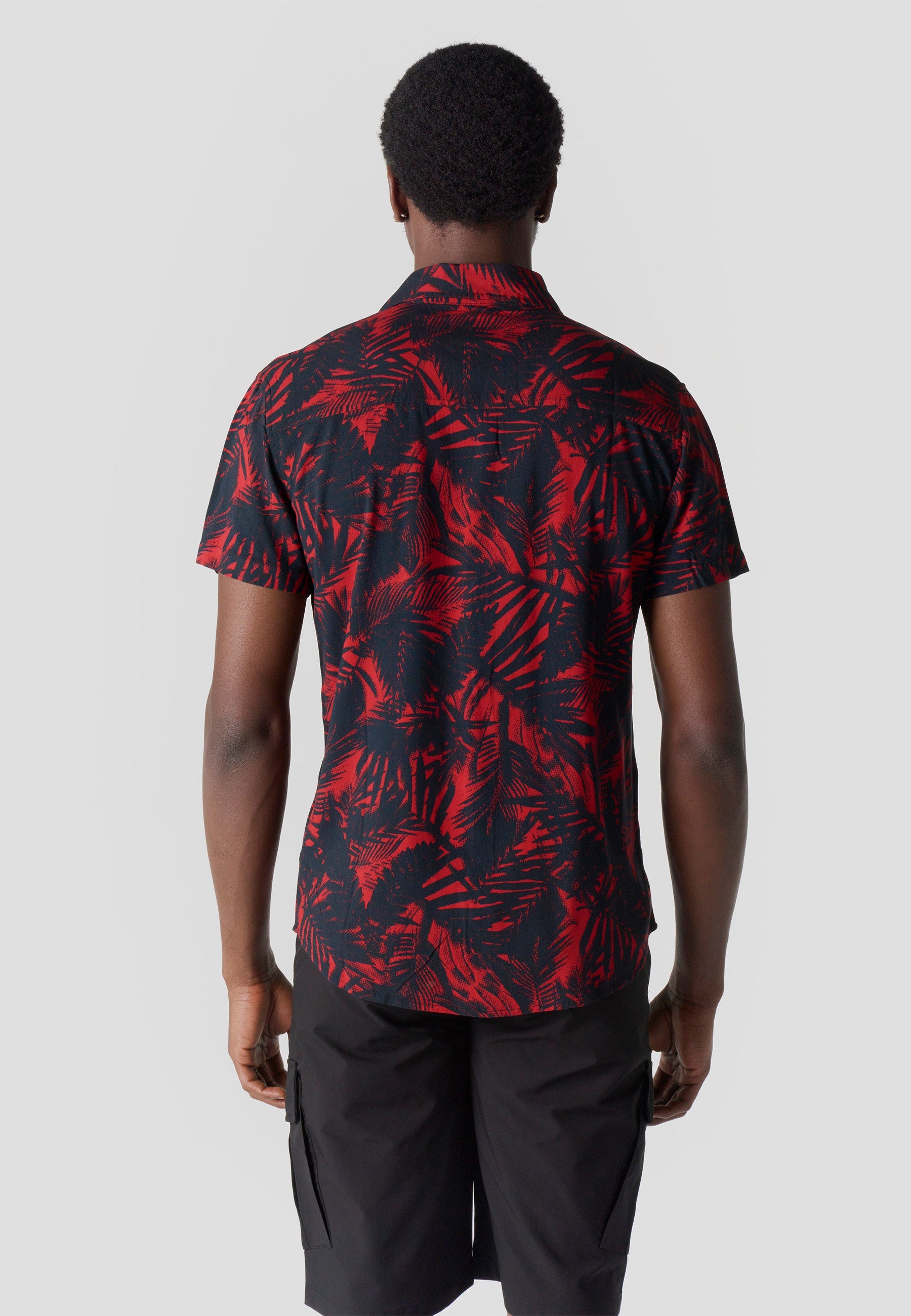 Camisa Hombre Manga Corta Estampado Tropical Viscosa – Koroshi 2611CC36