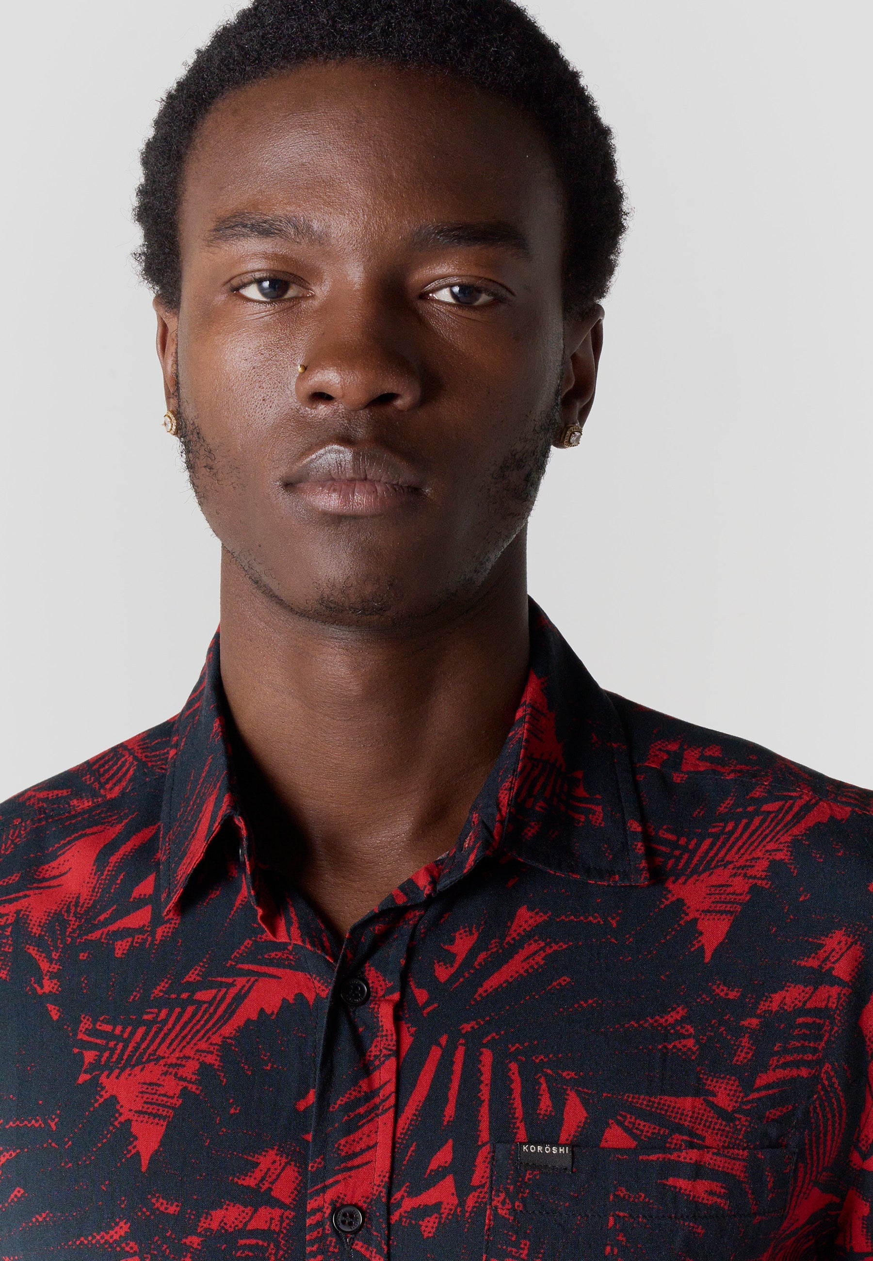 Camisa Hombre Manga Corta Estampado Tropical Viscosa – Koroshi 2611CC36
