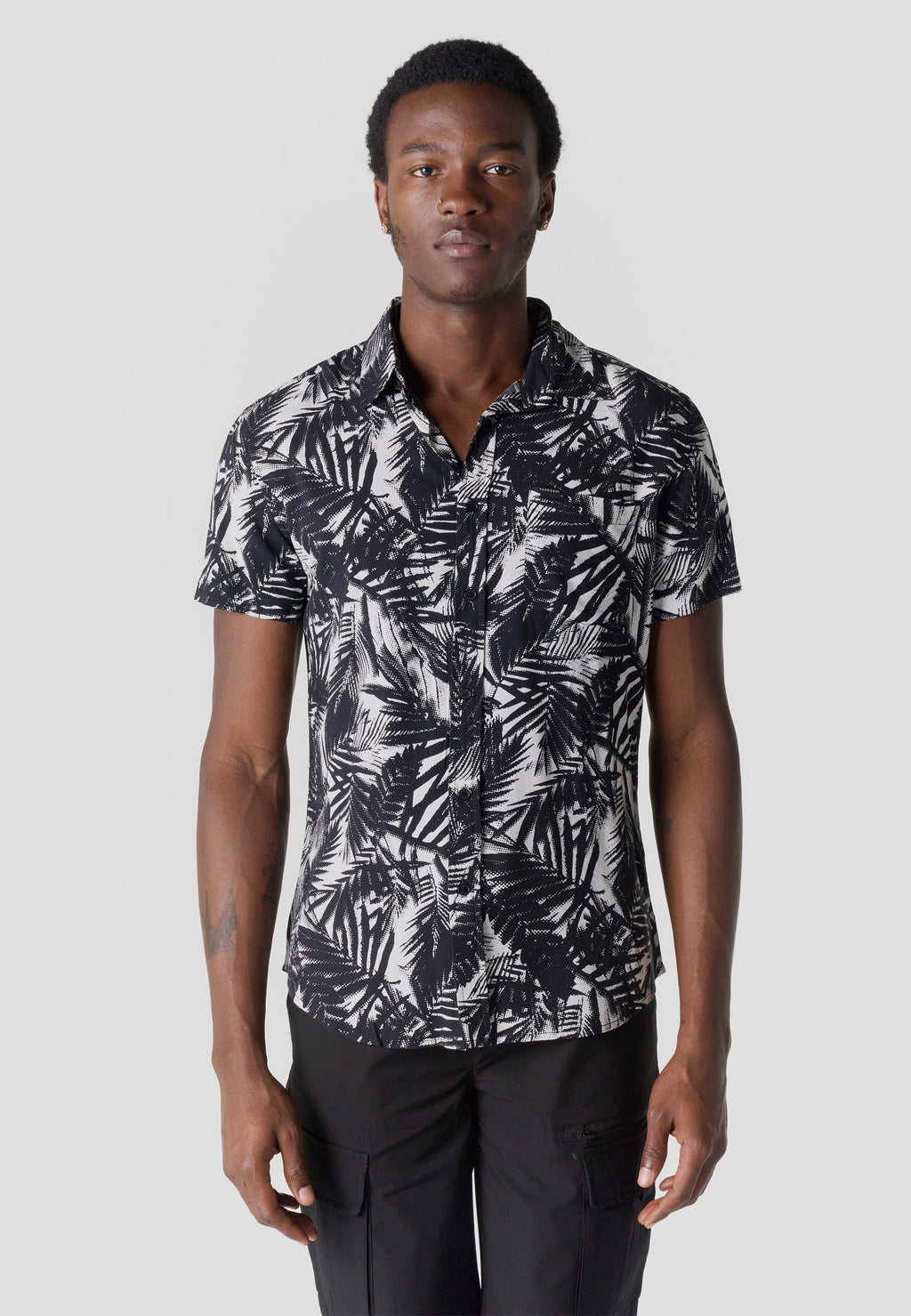Camisa Hombre Manga Corta Estampado Tropical Viscosa – Koroshi 2611CC36