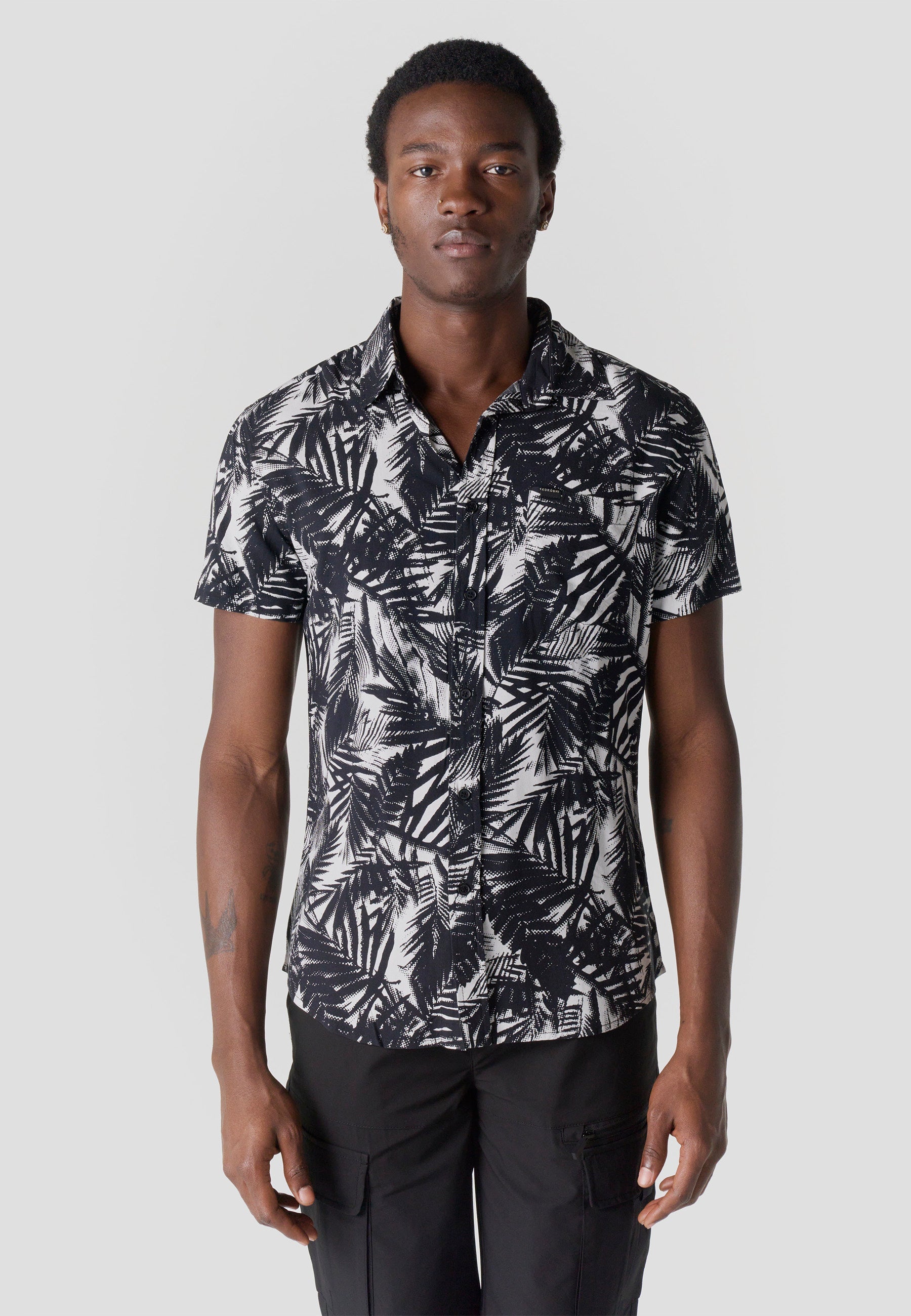 Camisa Hombre Manga Corta Estampado Tropical Viscosa – Koroshi 2611CC36