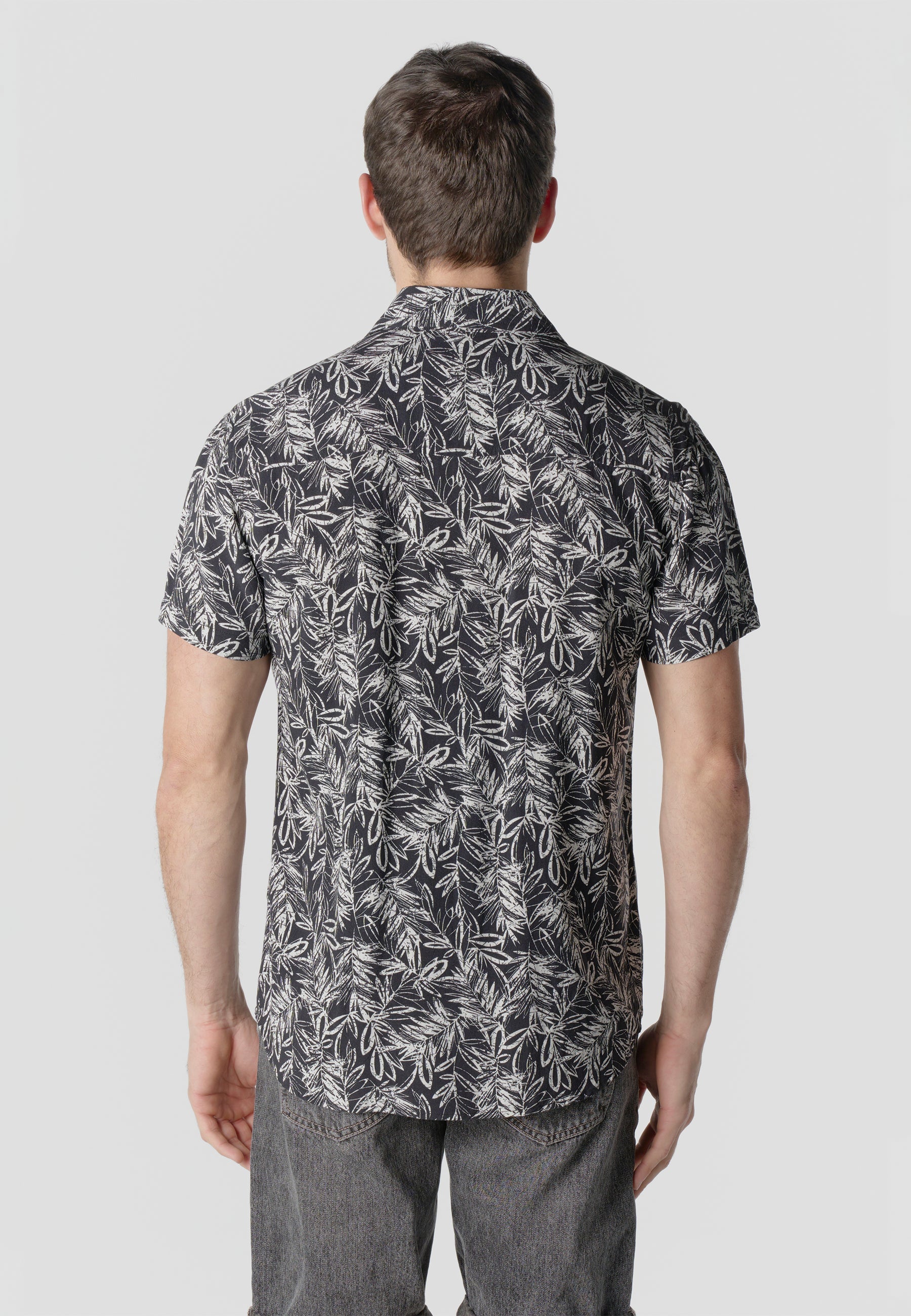 Camisa Hombre Manga Corta Estampado Tropical Viscosa – Koroshi 2611CC37