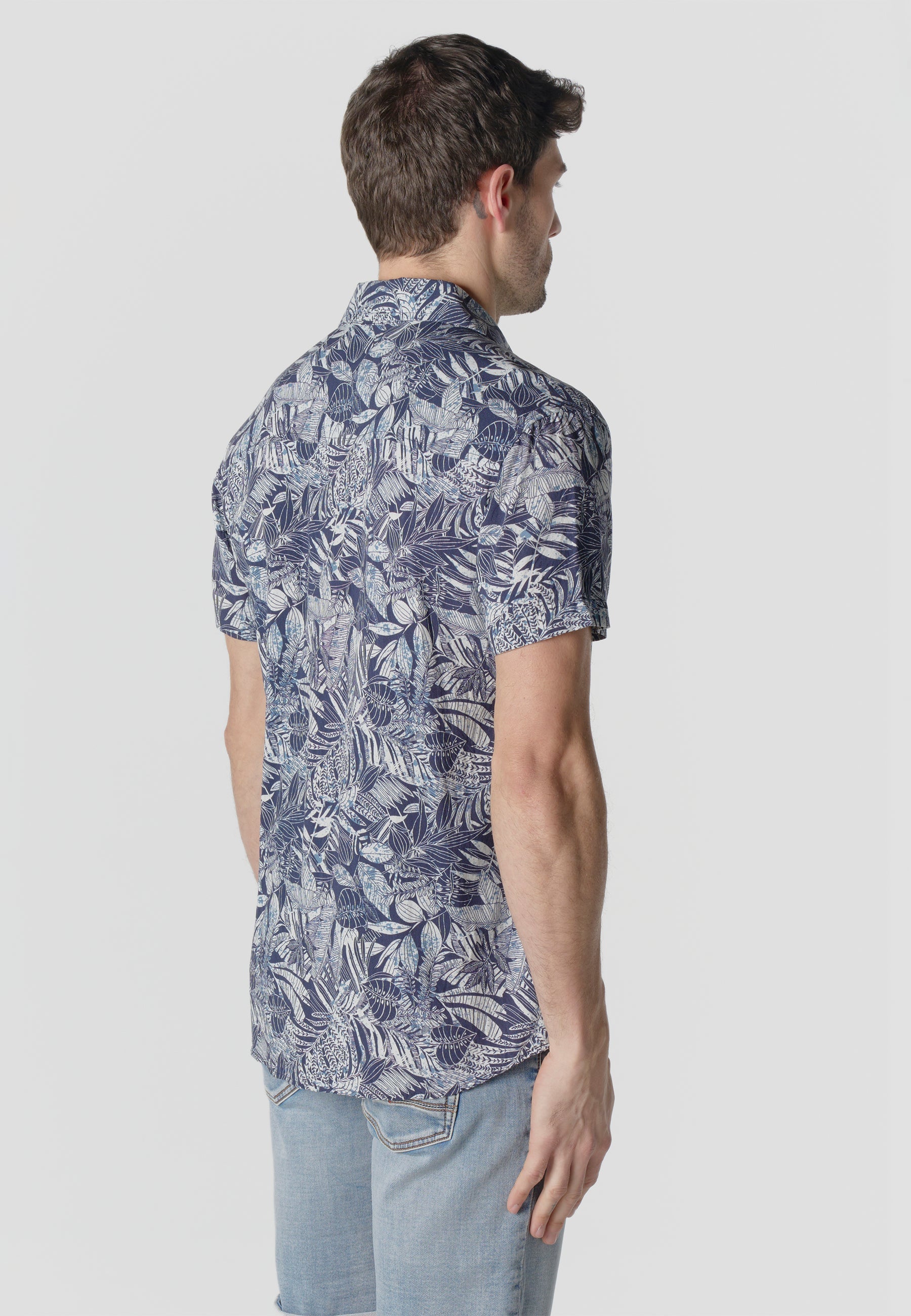 Camisa Hombre Manga Corta Estampado Tropical Viscosa – Koroshi 2611CC37