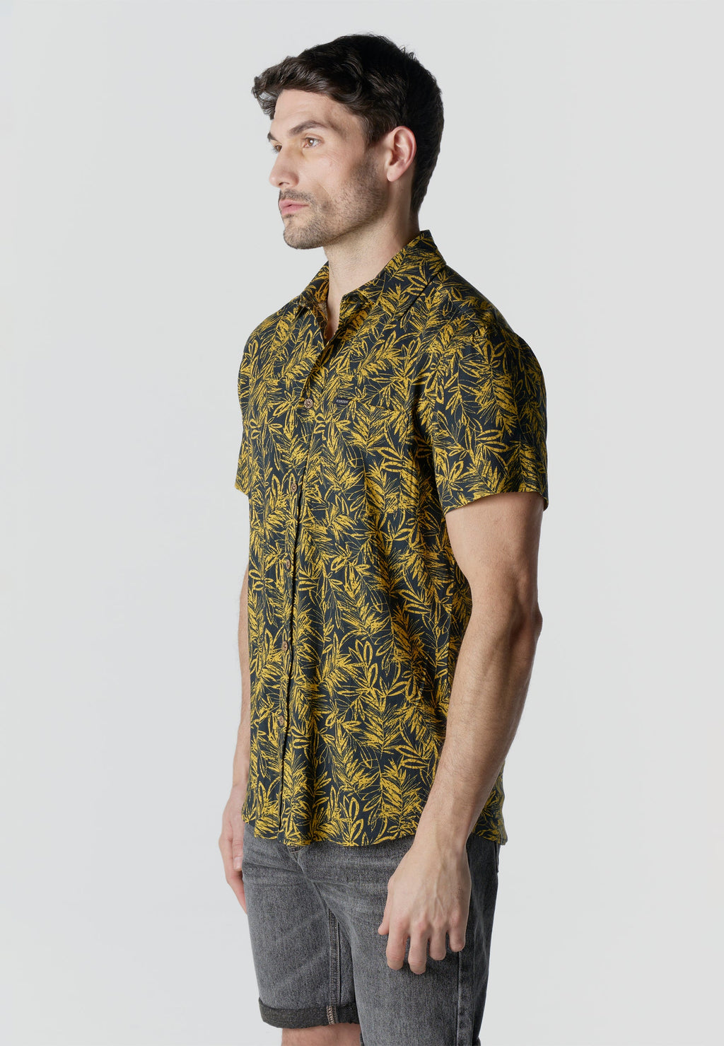 Camisa Hombre Manga Corta Estampado Tropical Viscosa – Koroshi 2611CC37