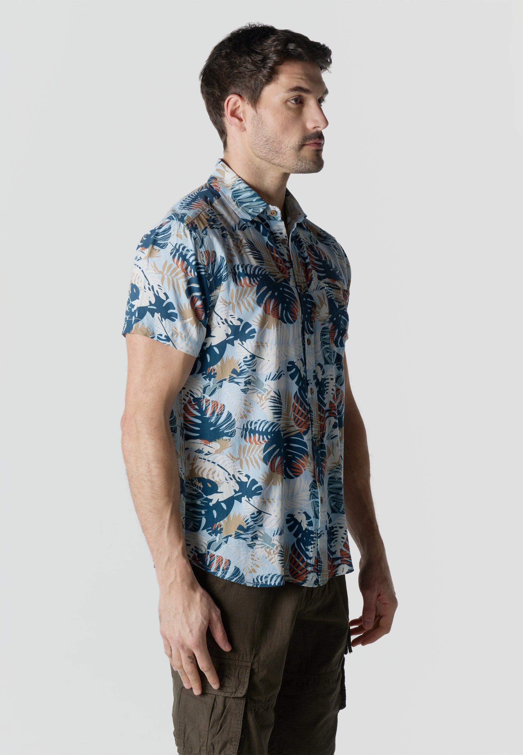 Camisa Hombre Manga Corta Estampado Tropical Viscosa – Koroshi 2611CC37