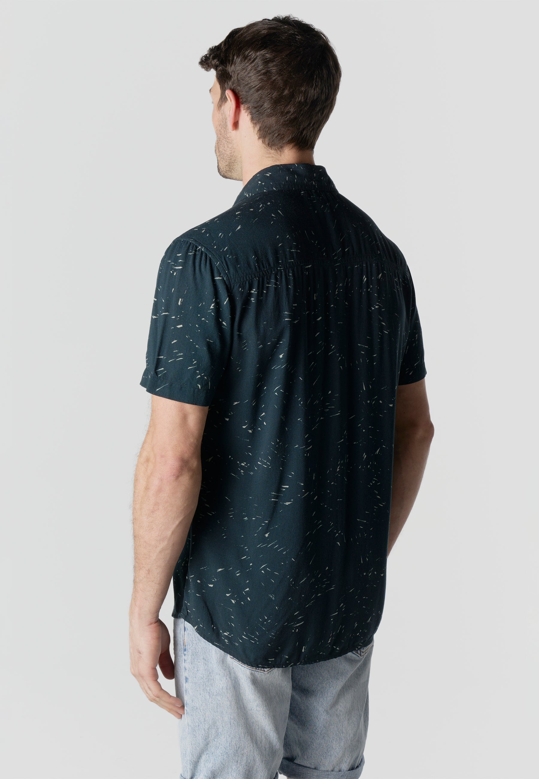 Camisa Hombre Manga Corta Estampada Casual Viscosa – Koroshi 2611CC38