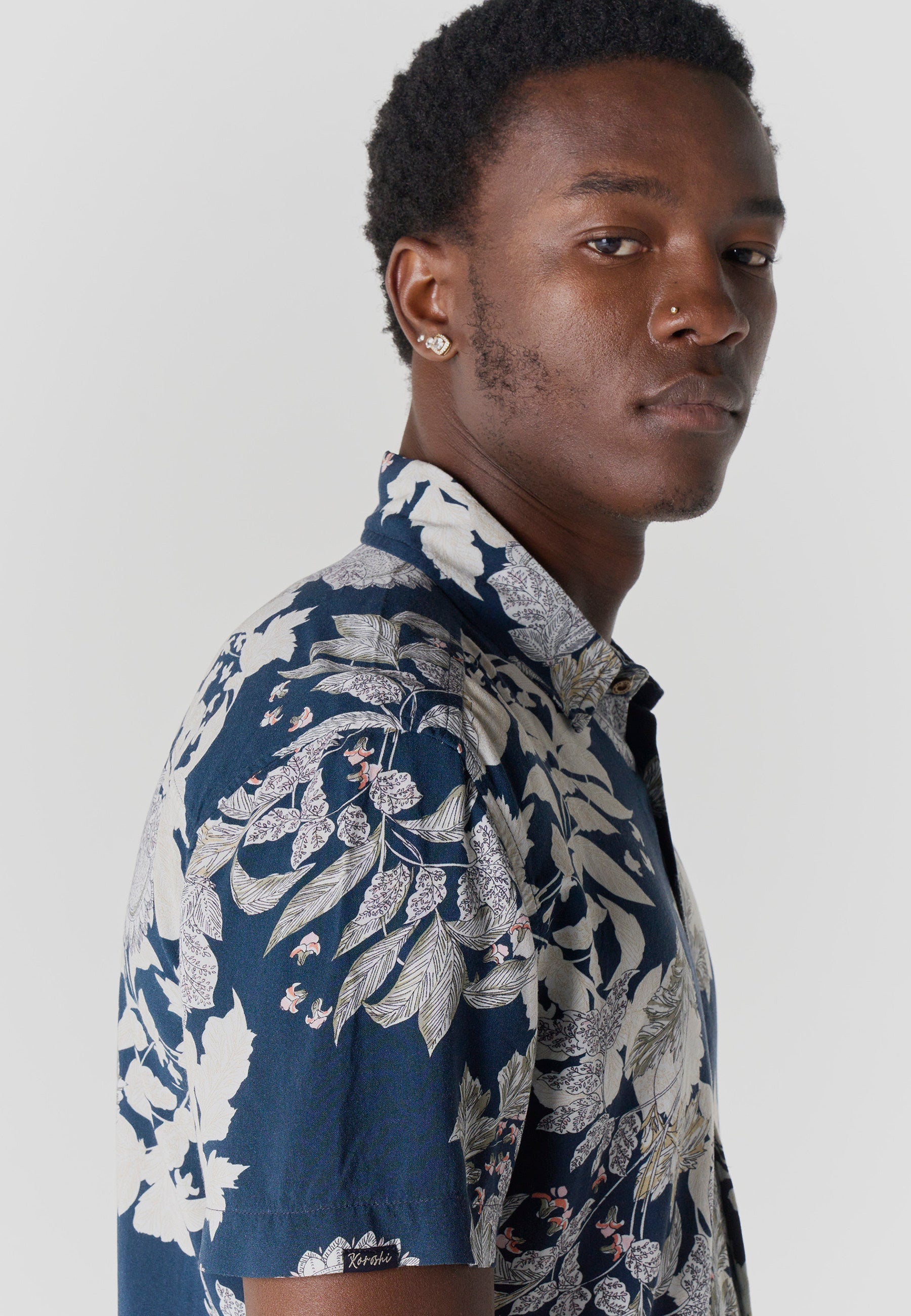 Camisa Hombre Manga Corta Estampada Casual Viscosa – Koroshi 2611CC38