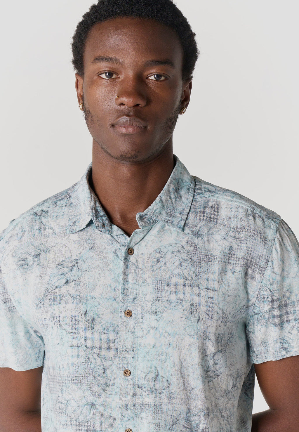 Camisa Hombre Manga Corta Viscosa Estampada – Koroshi 2611CC39