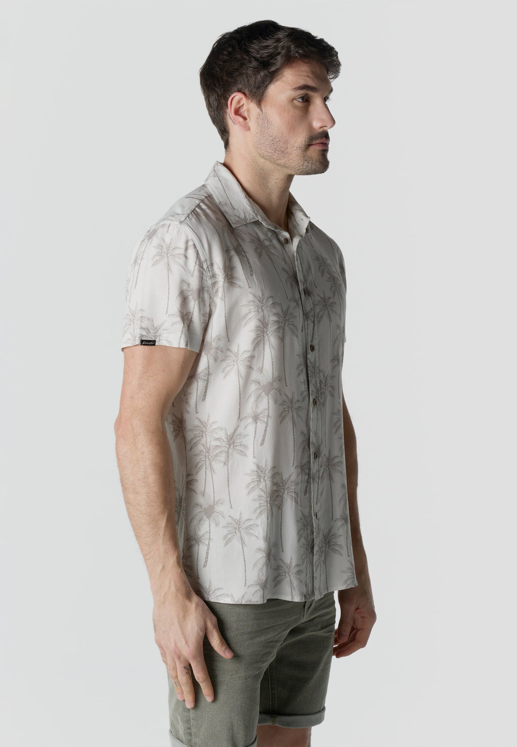 Camisa Hombre Manga Corta Estampado Tropical Viscosa – Koroshi 2611CC40