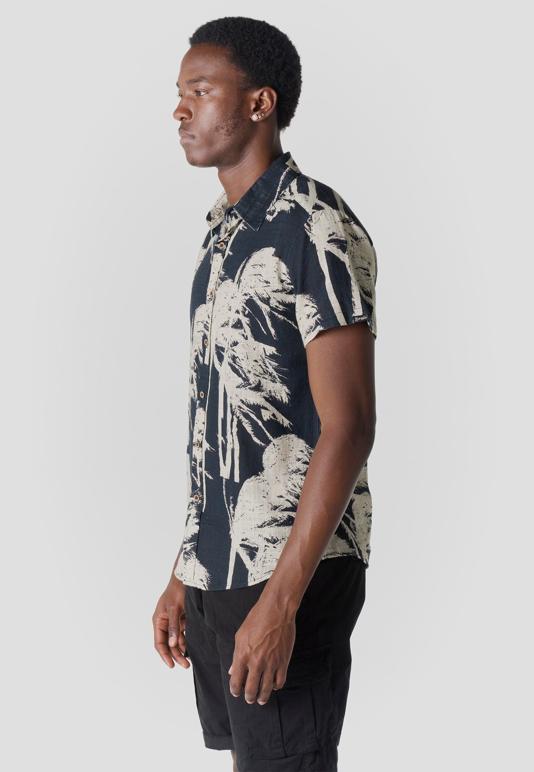 Camisa Hombre Manga Corta Algodón Slub Estampado Tropical – Koroshi 2611CC45