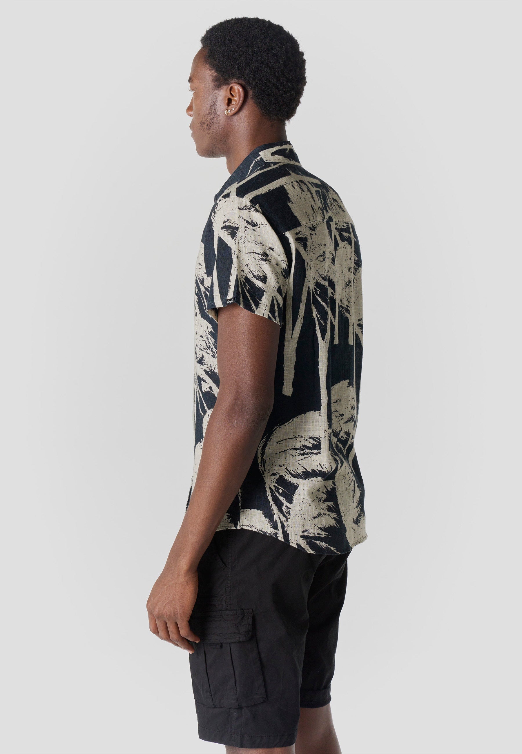 Camisa Hombre Manga Corta Algodón Slub Estampado Tropical – Koroshi 2611CC45