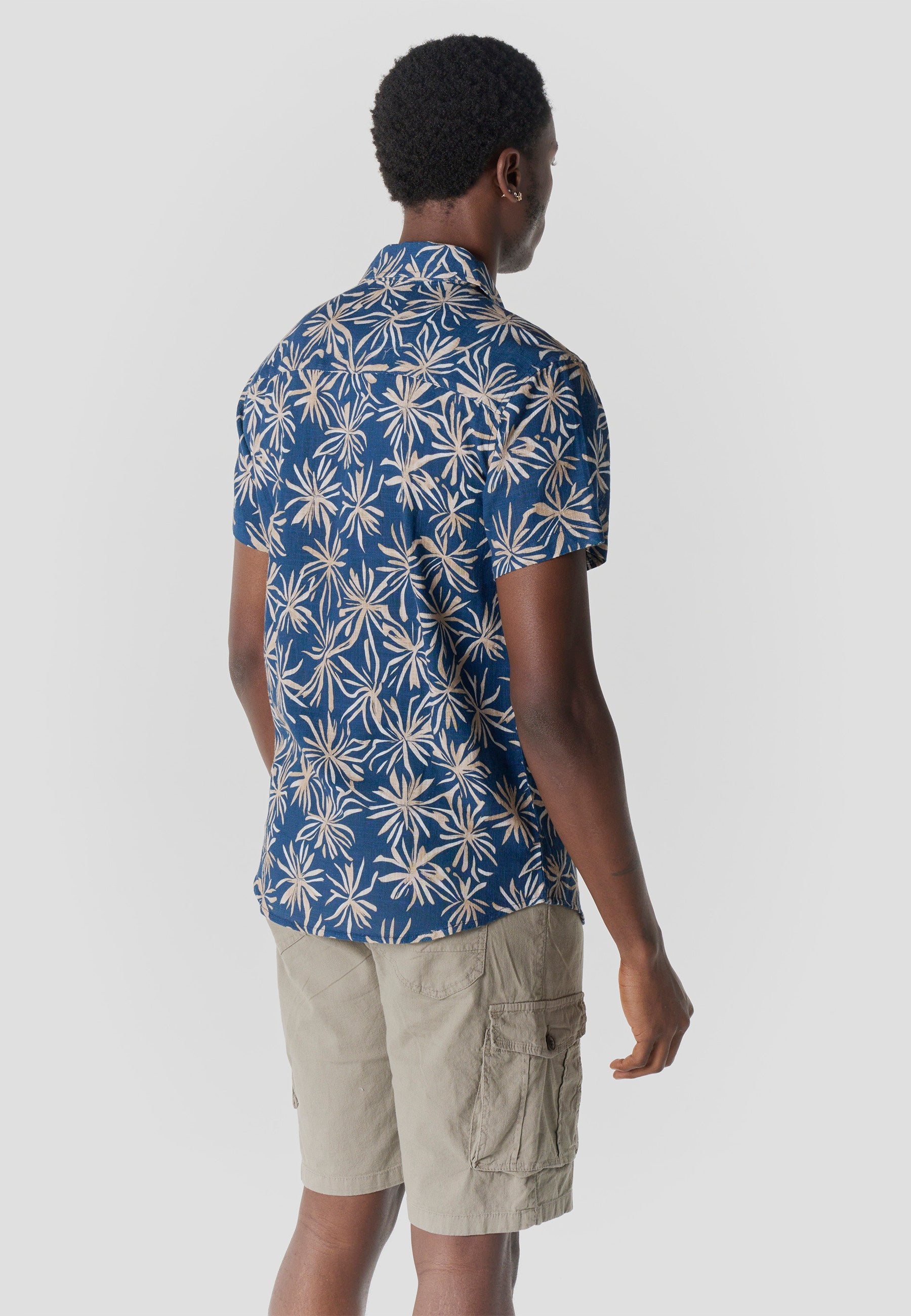 Camisa Hombre Manga Corta Algodón Slub Estampado Tropical – Koroshi 2611CC45