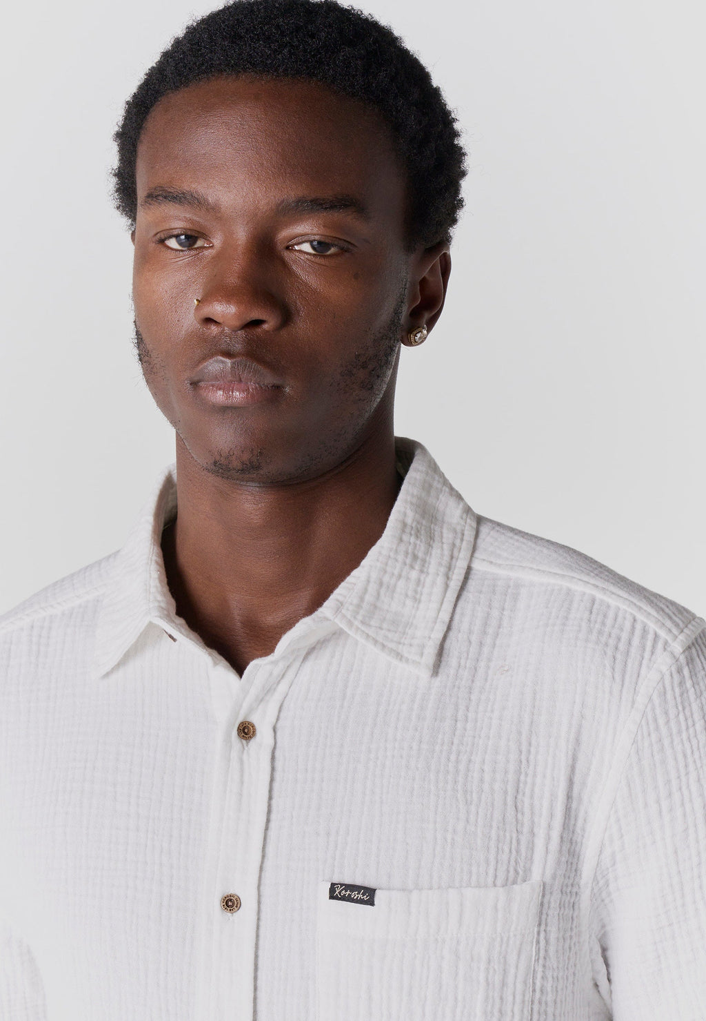 Camisa Hombre Manga Corta Casual Relaxed Algodón Texturizado – Koroshi 2611CC59