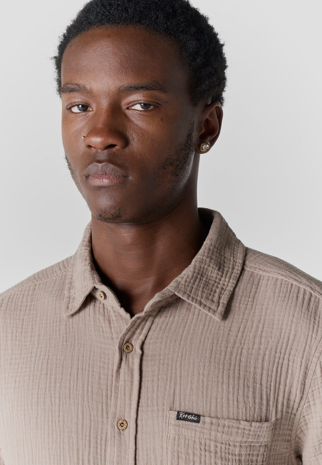 Camisa Hombre Manga Corta Casual Relaxed Algodón Texturizado – Koroshi 2611CC59