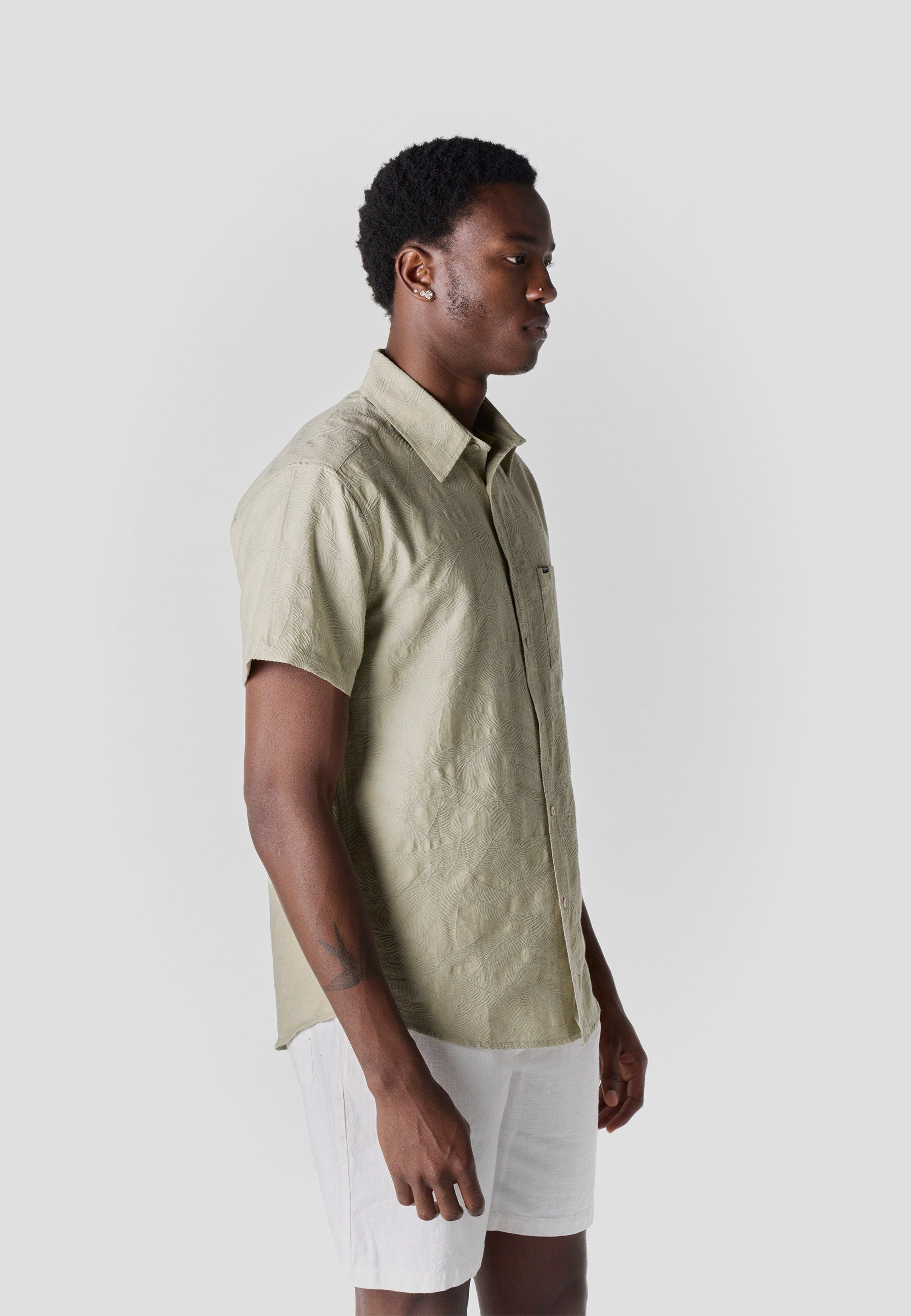Camisa Hombre Manga Corta Casual Basic Bolsillo – Koroshi 2611CC64