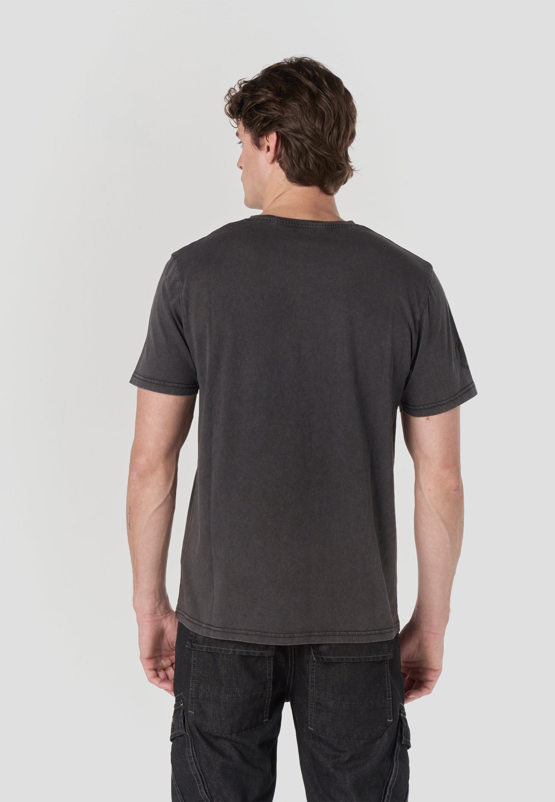 Camiseta Hombre Manga Corta Lavada Print Riders Negra – Koroshi
