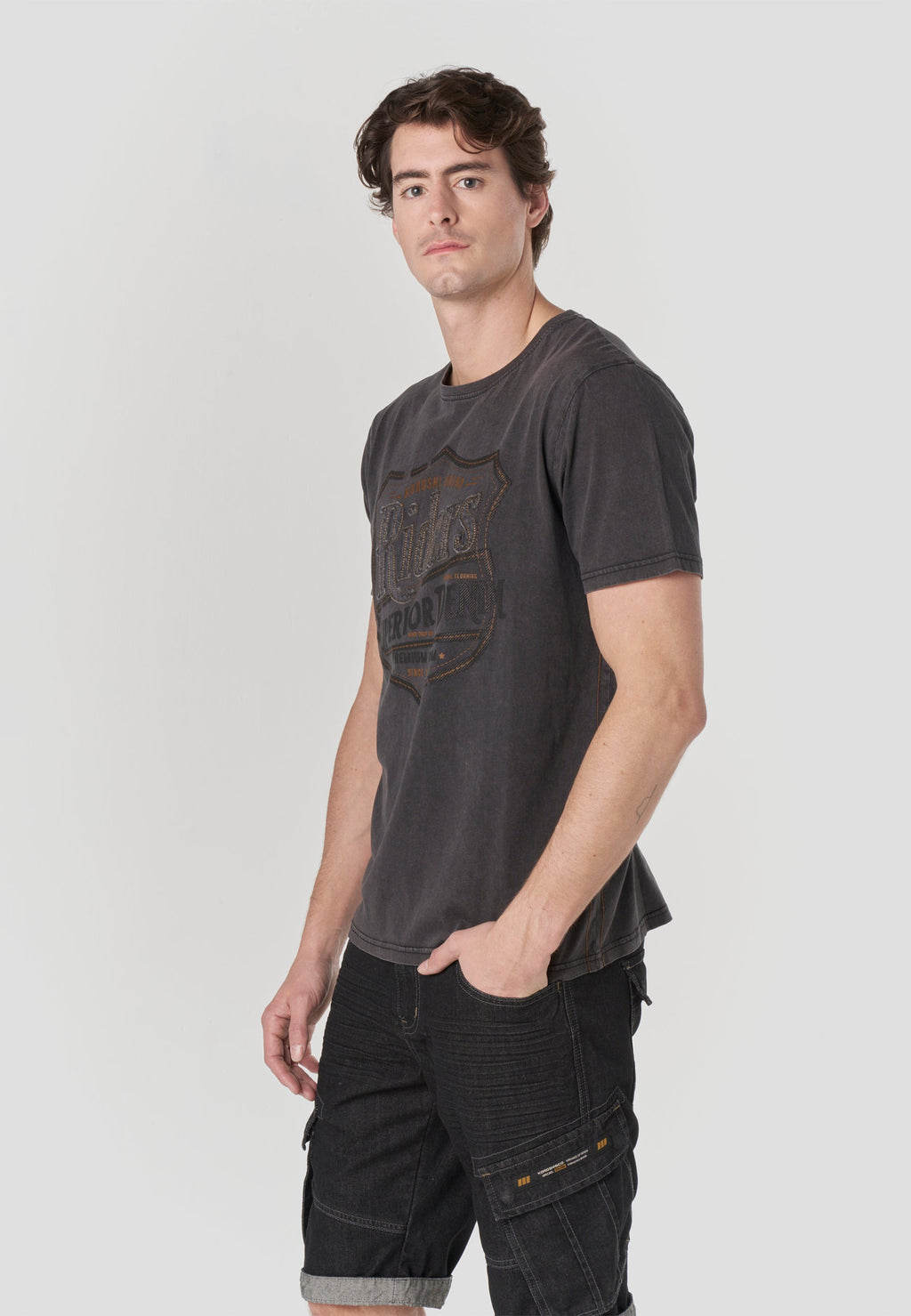 Camiseta Hombre Manga Corta Lavada Print Riders Negra – Koroshi