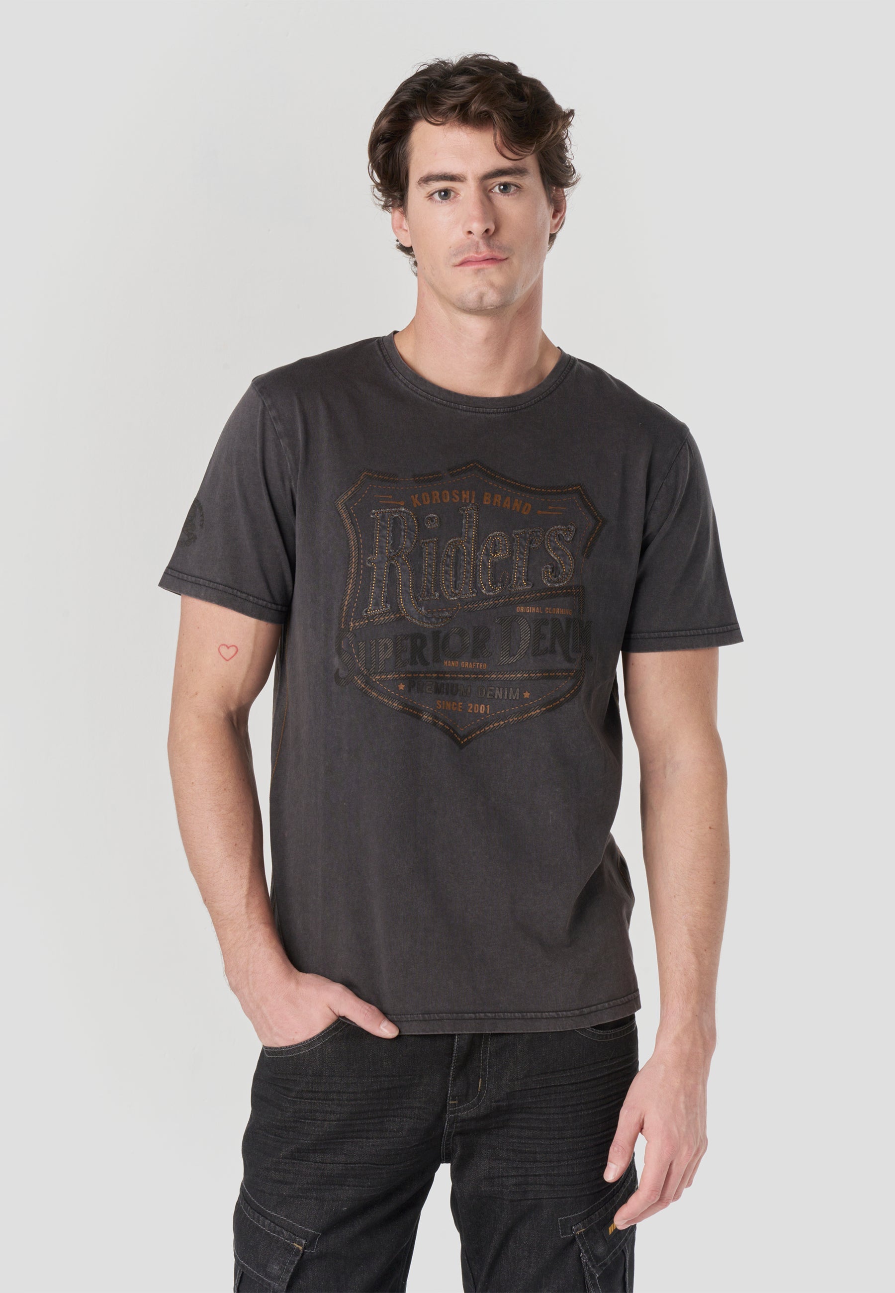 Camiseta Hombre Manga Corta Lavada Print Riders Negra – Koroshi