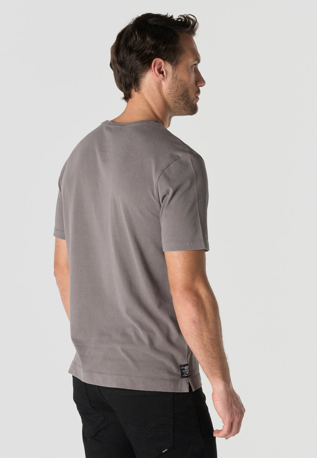 Camiseta Hombre Manga Corta Lavada Estampado Calavera Gris – Koroshi