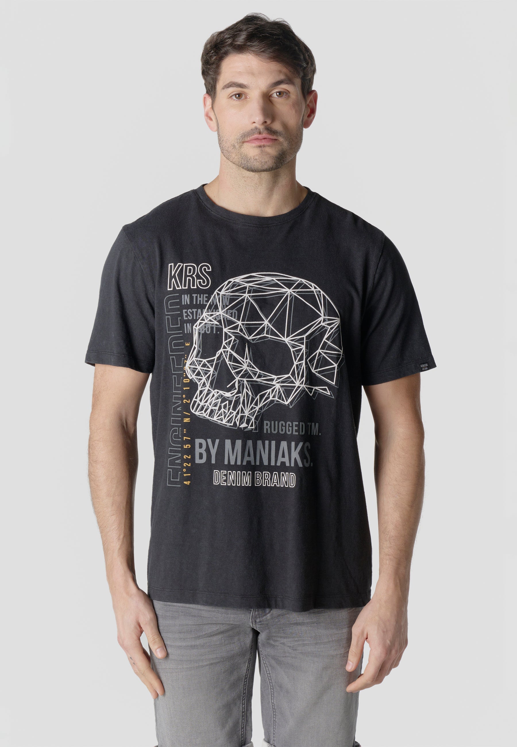 Camiseta Hombre Manga Corta Estampado Calavera Geométrica Negra – Koroshi