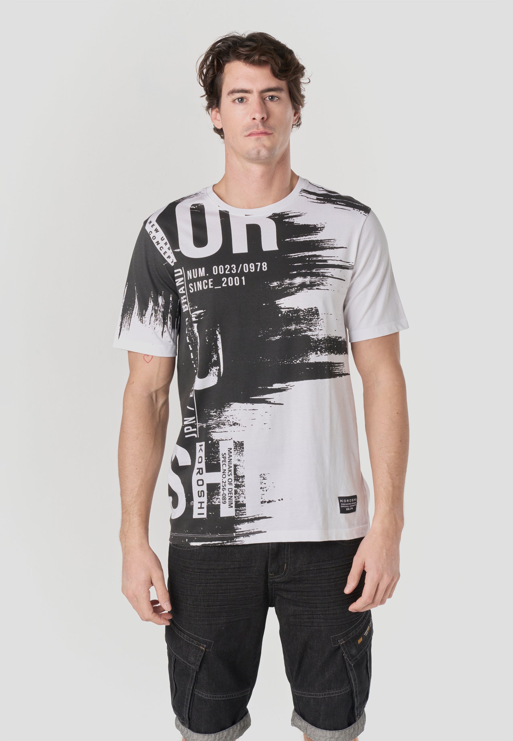 Camiseta Hombre Manga Corta Estampado Koroshi Blanca – Koroshi