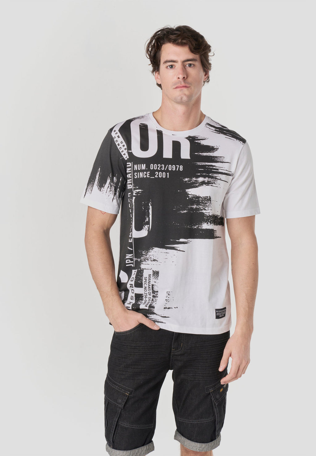 Camiseta Hombre Manga Corta Estampado Koroshi Blanca – Koroshi