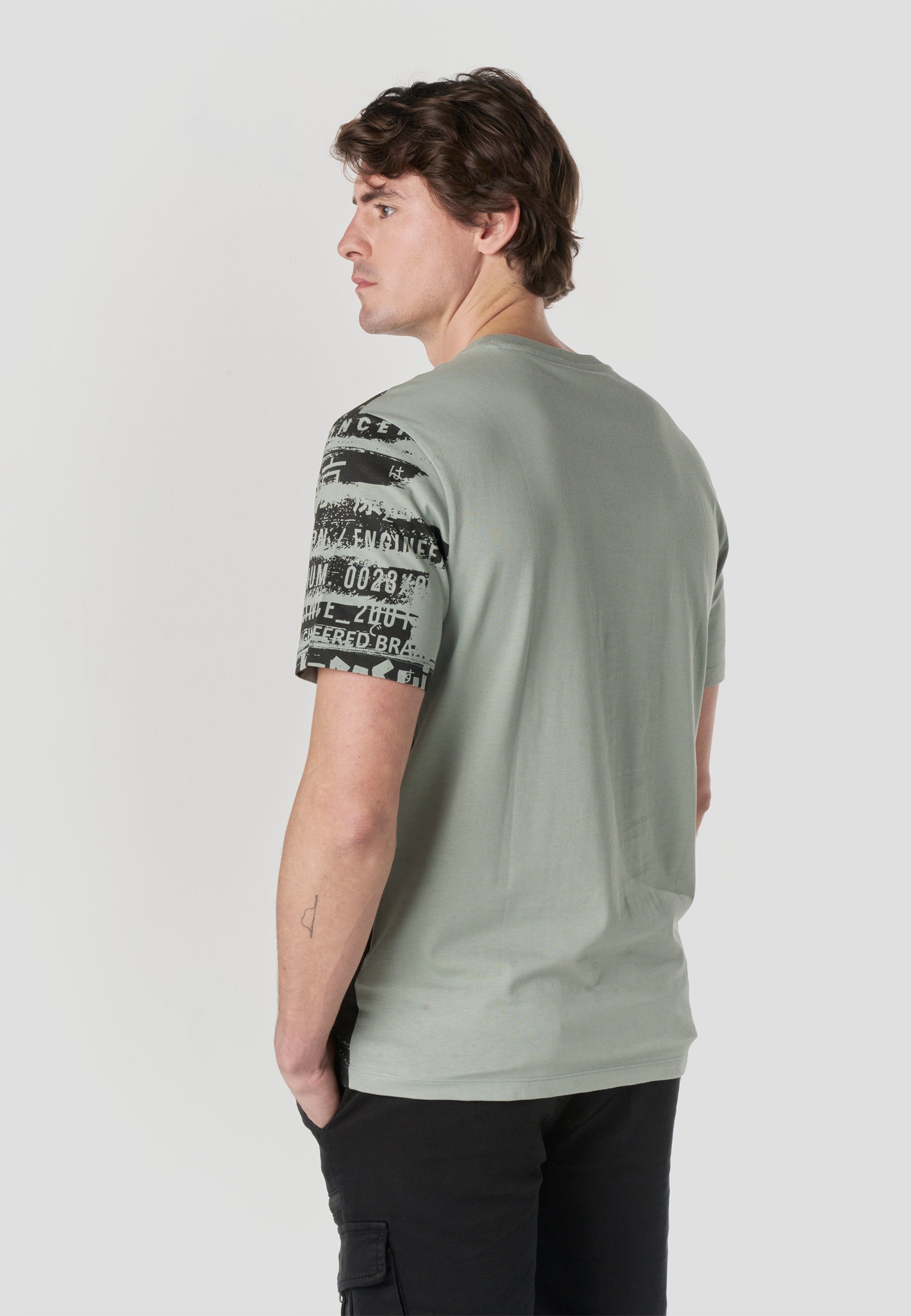 Camiseta Hombre Manga Corta Print Lateral Verde Claro – Koroshi