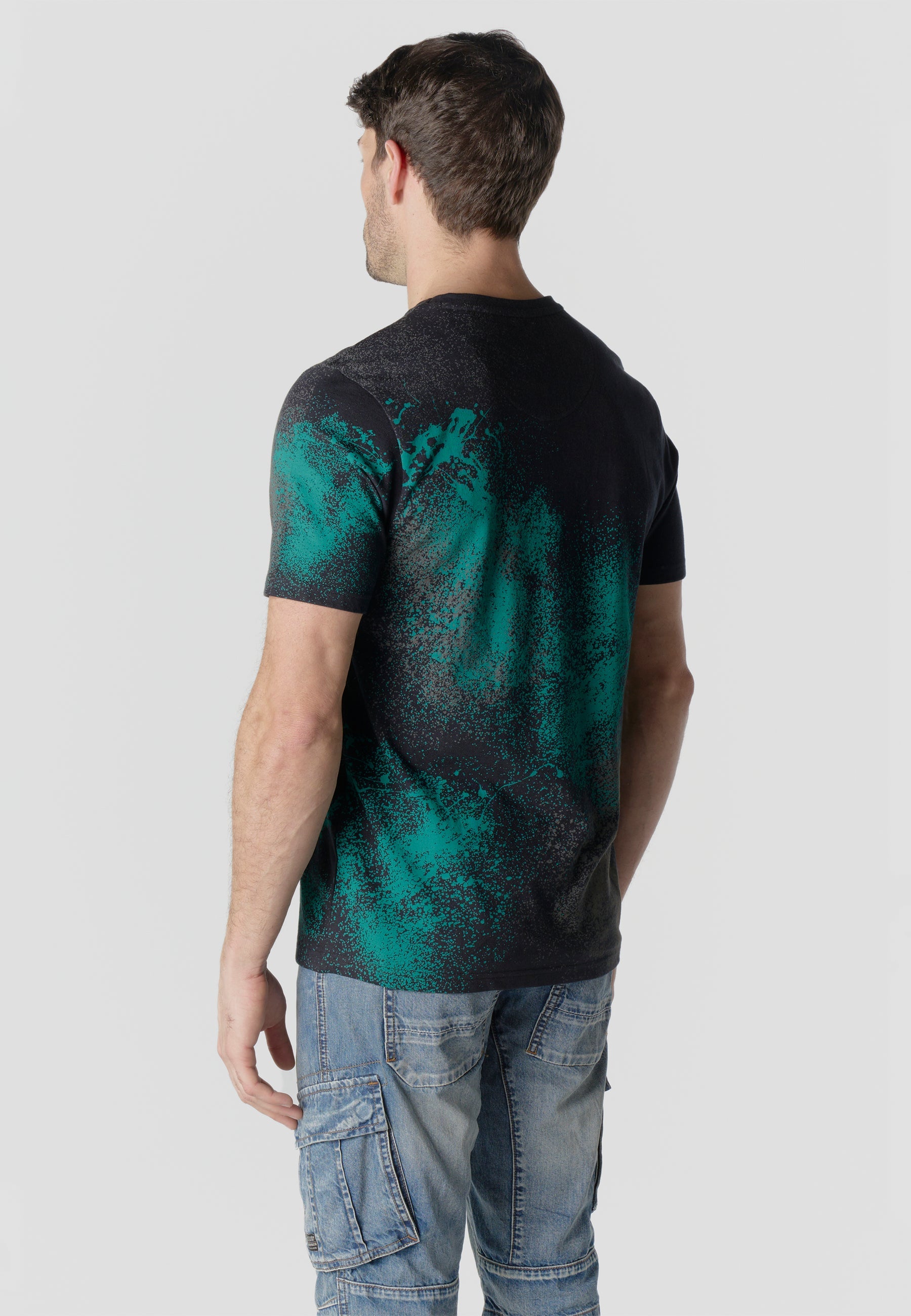 Camiseta Hombre Manga Corta Estampado All Over Spray Negra – Koroshi