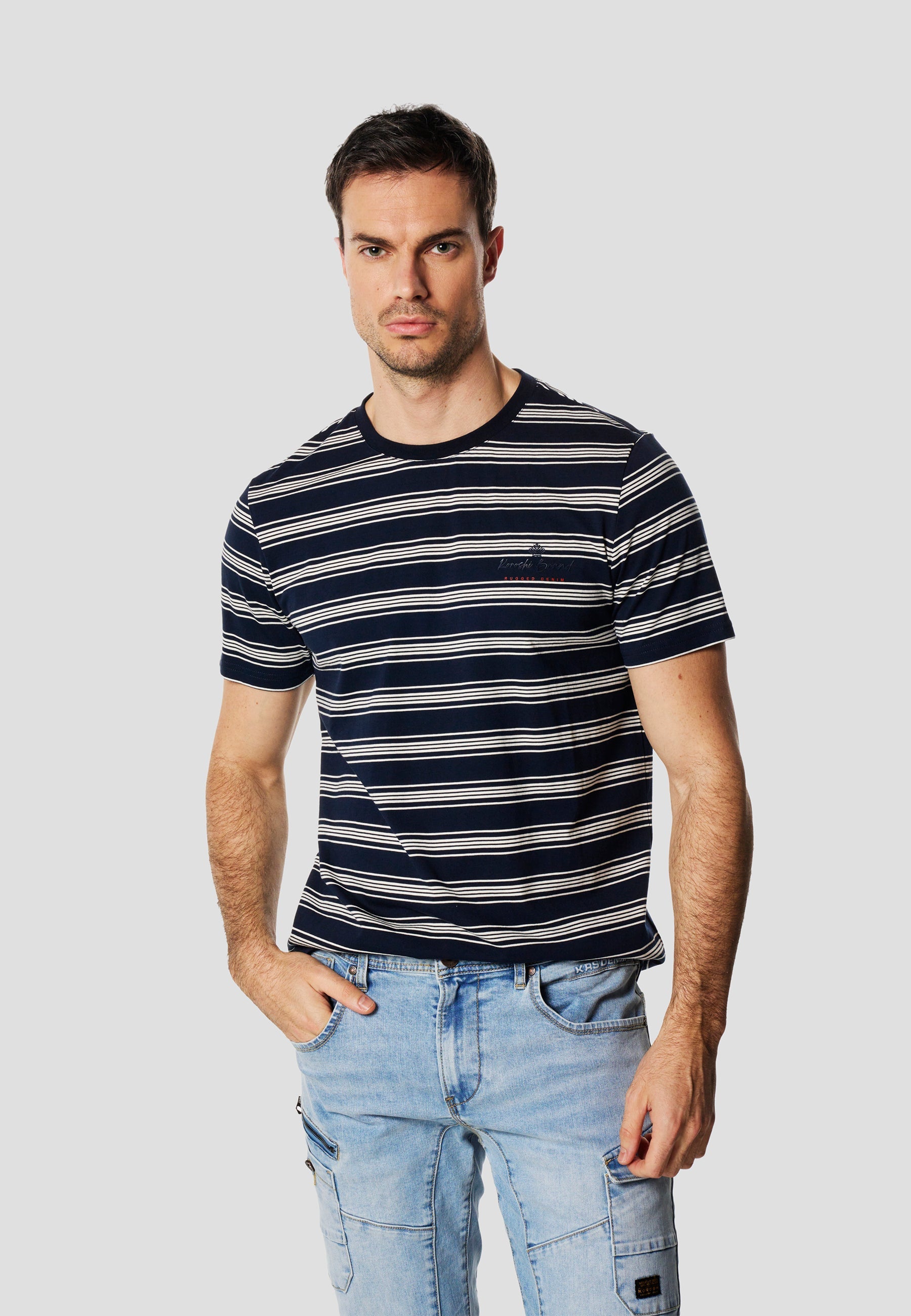 Camiseta Hombre Manga Corta Rayas Bordado Pecho Navy – Koroshi