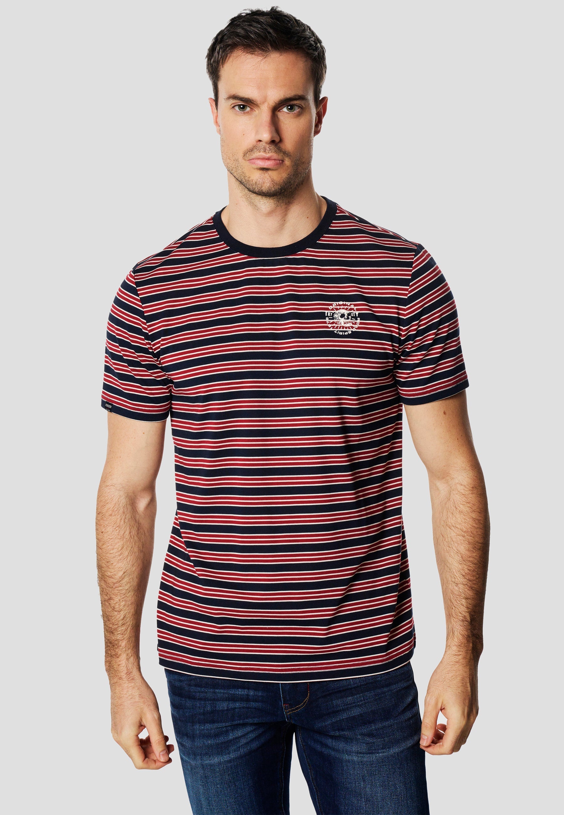 Camiseta Hombre Manga Corta Rayas Bordado Pecho Roja – Koroshi