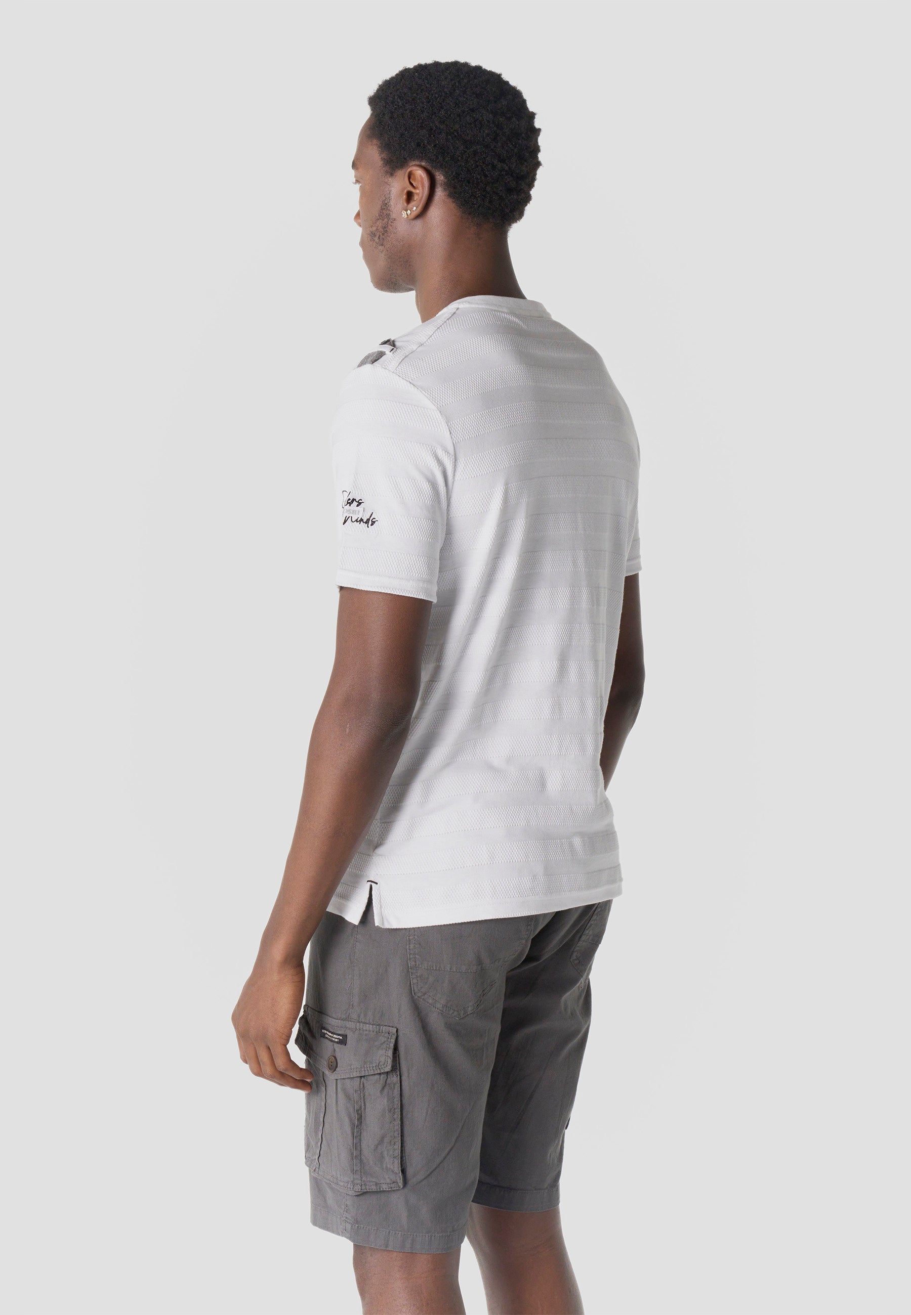 Camiseta Hombre Manga Corta Henley Texturizada Bolsillo – Koroshi 2611MC36