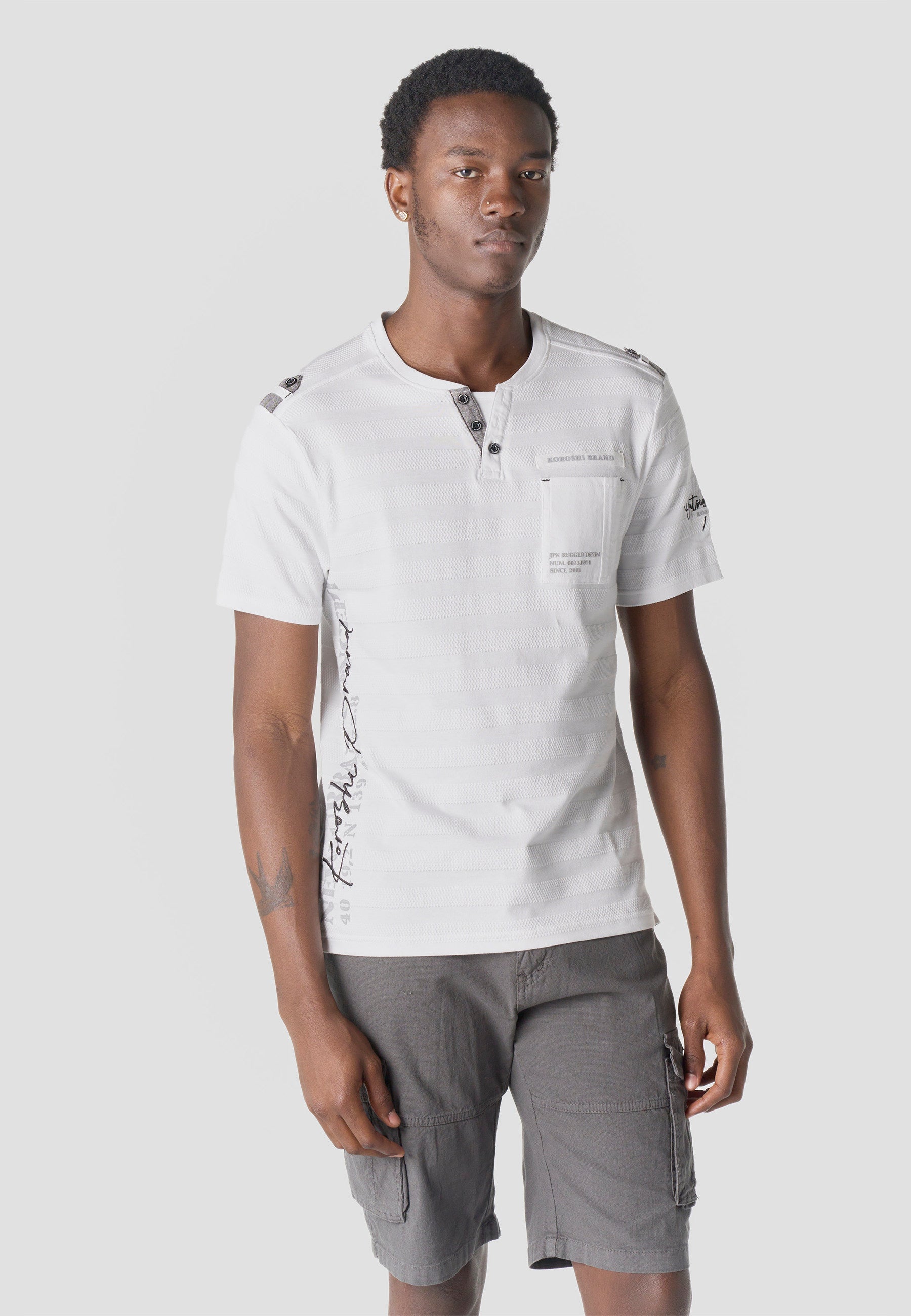 Camiseta Hombre Manga Corta Henley Texturizada Bolsillo – Koroshi 2611MC36