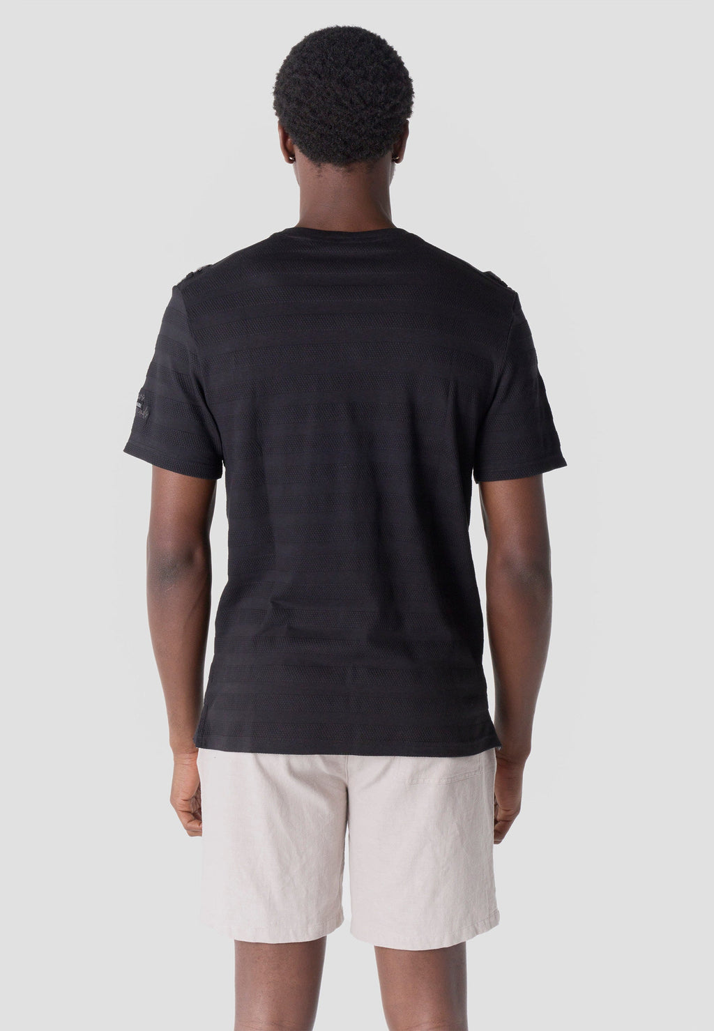 Camiseta Hombre Manga Corta Henley Texturizada Bolsillo – Koroshi 2611MC36