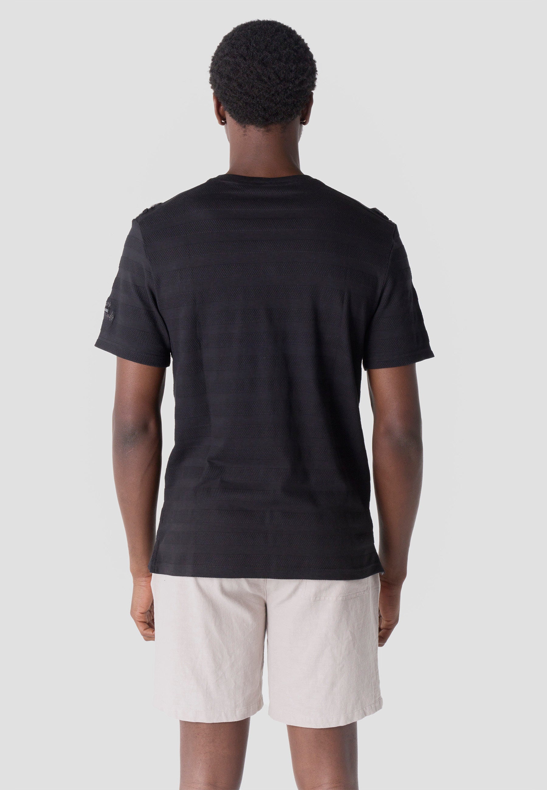 Camiseta Hombre Manga Corta Henley Texturizada Bolsillo – Koroshi 2611MC36