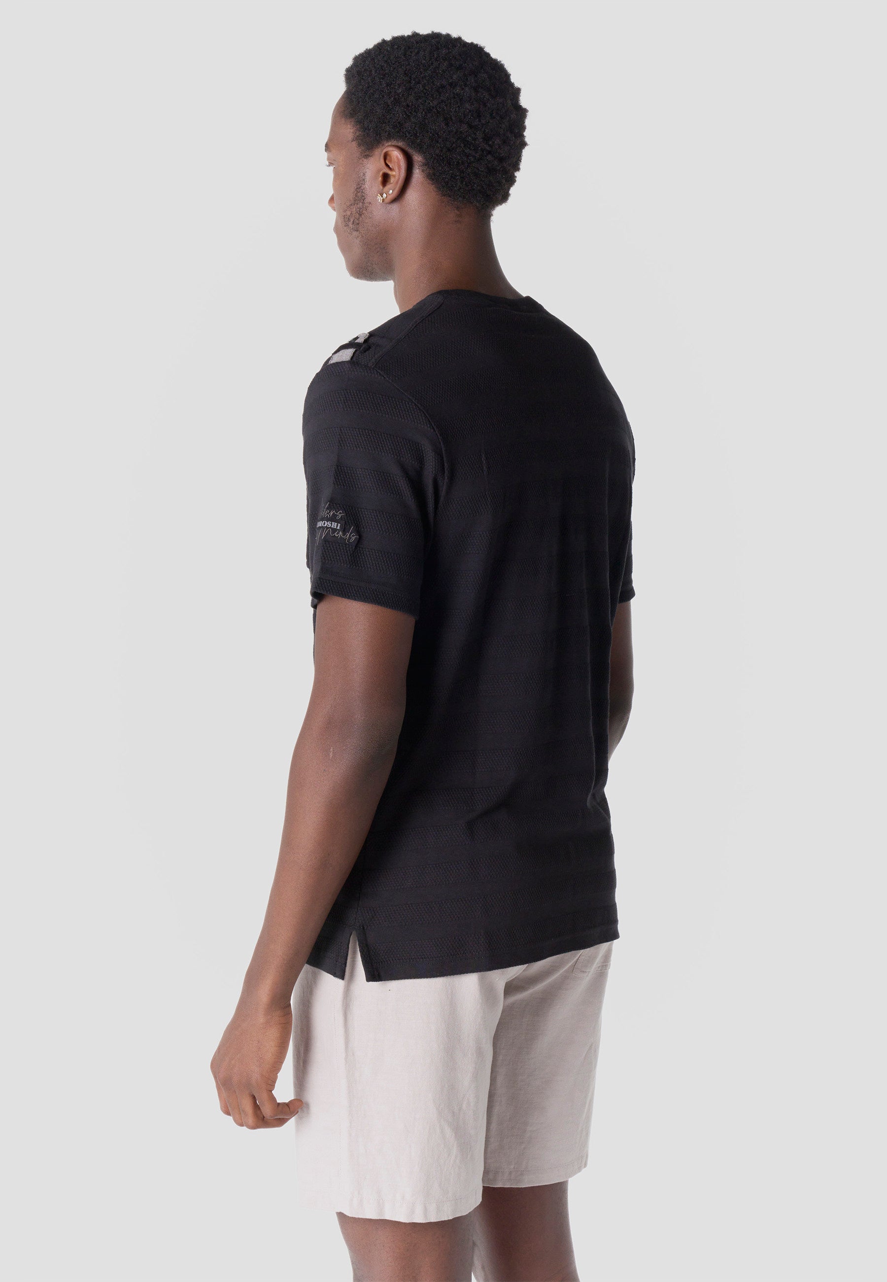Camiseta Hombre Manga Corta Henley Texturizada Bolsillo – Koroshi 2611MC36