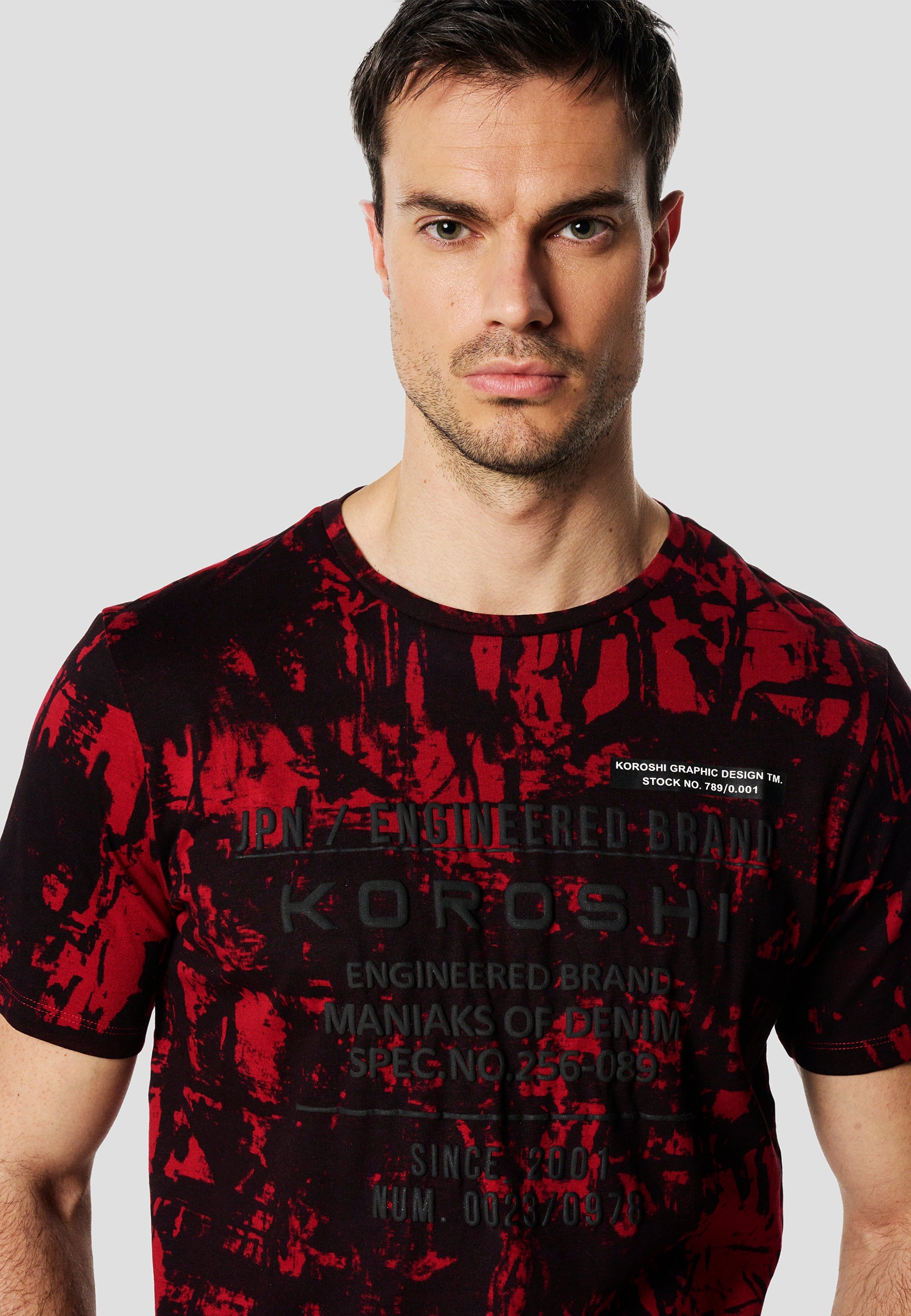 Camiseta Hombre Manga Corta Estampado All Over Roja – Koroshi